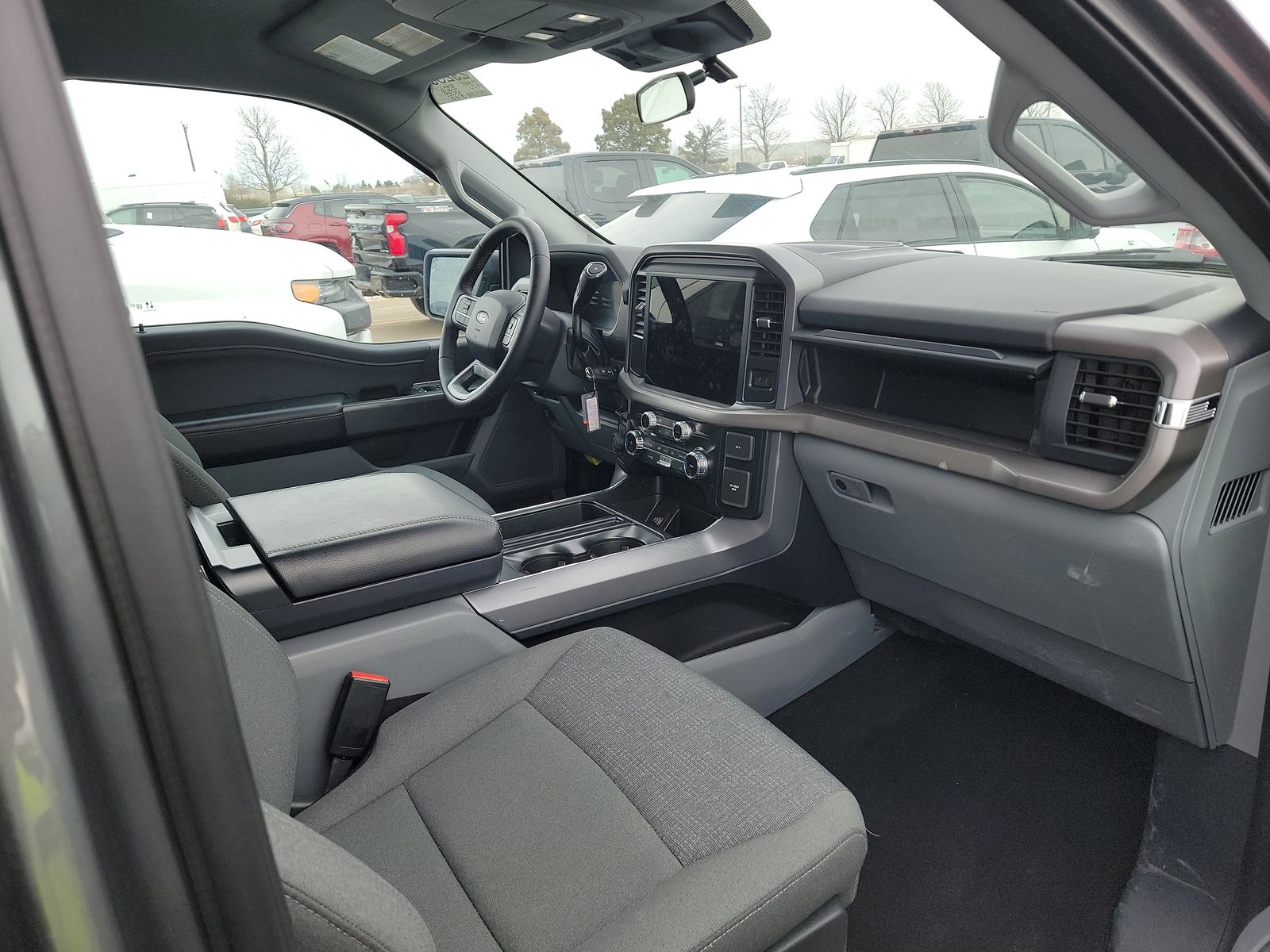 2025 Ford F-150 Hybrid XLT AWD