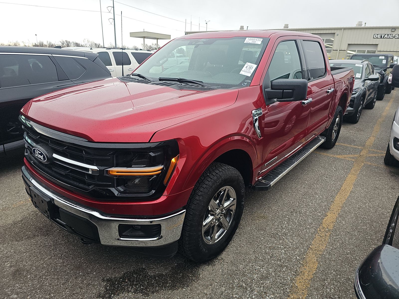 2025 Ford F-150 Hybrid XLT AWD