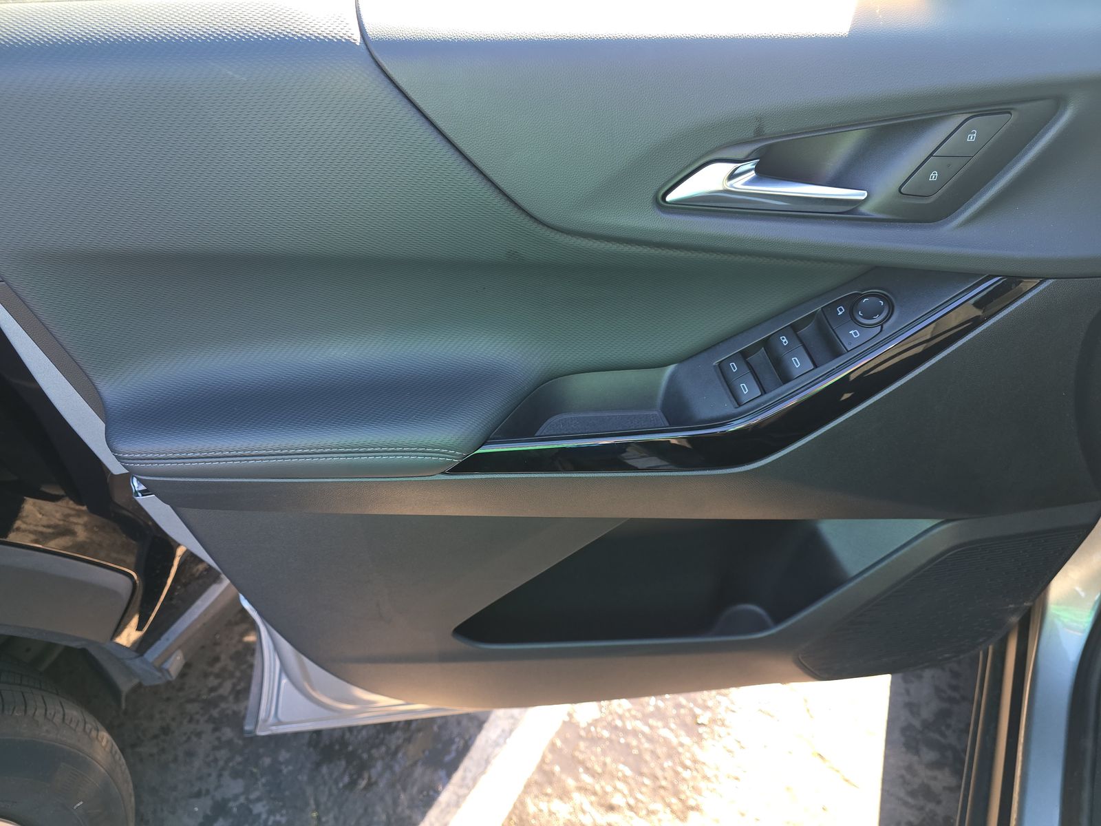 2025 Chevrolet Equinox LT FWD