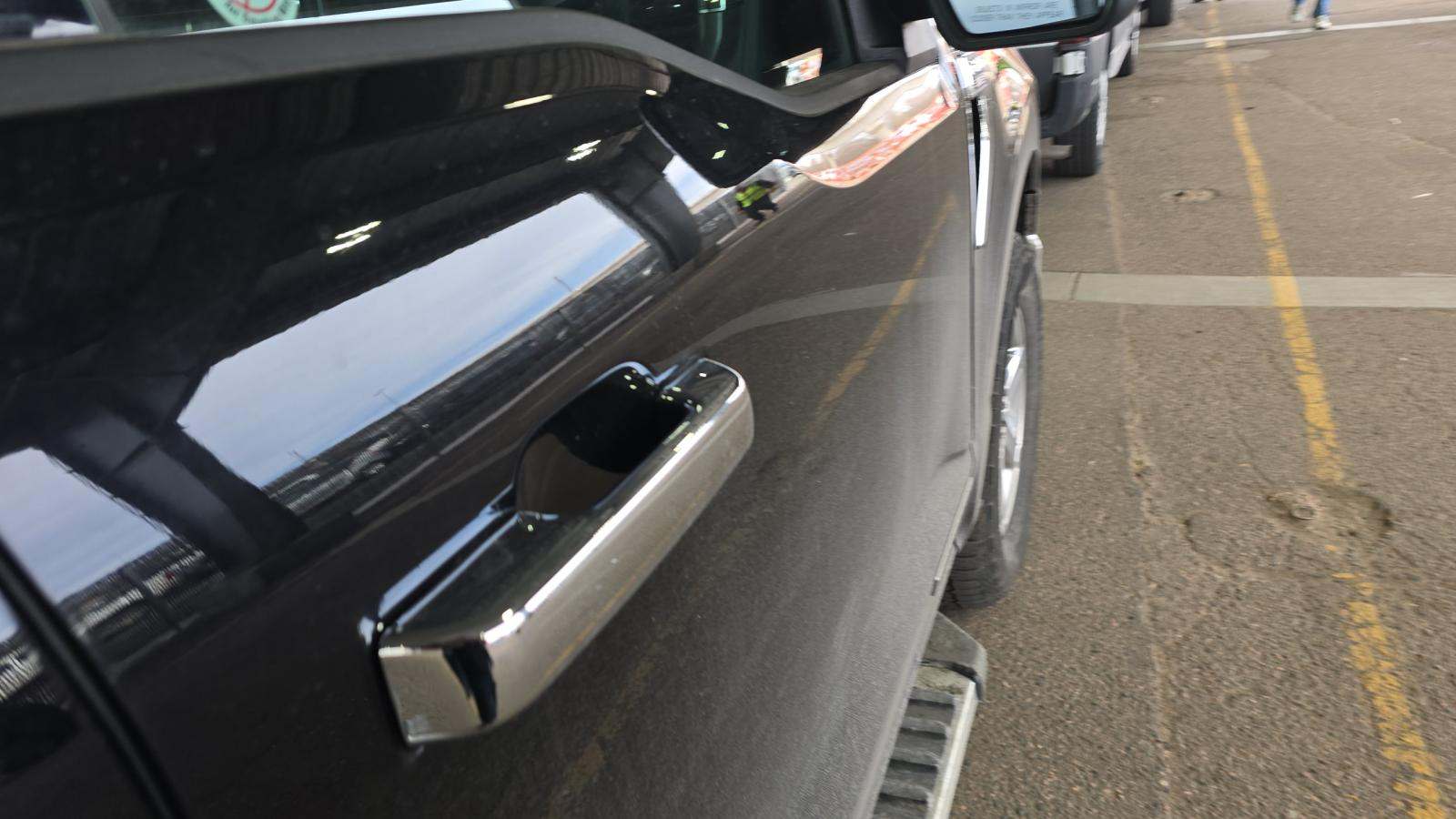 2025 Ford F-150 Hybrid XLT AWD