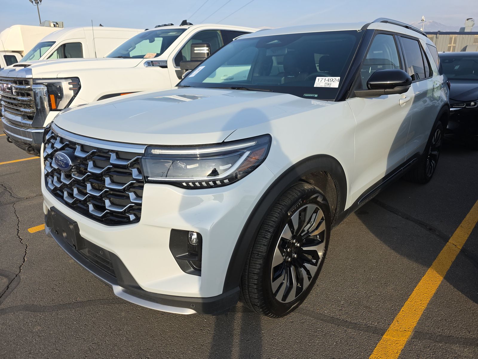 2025 Ford Explorer Platinum AWD