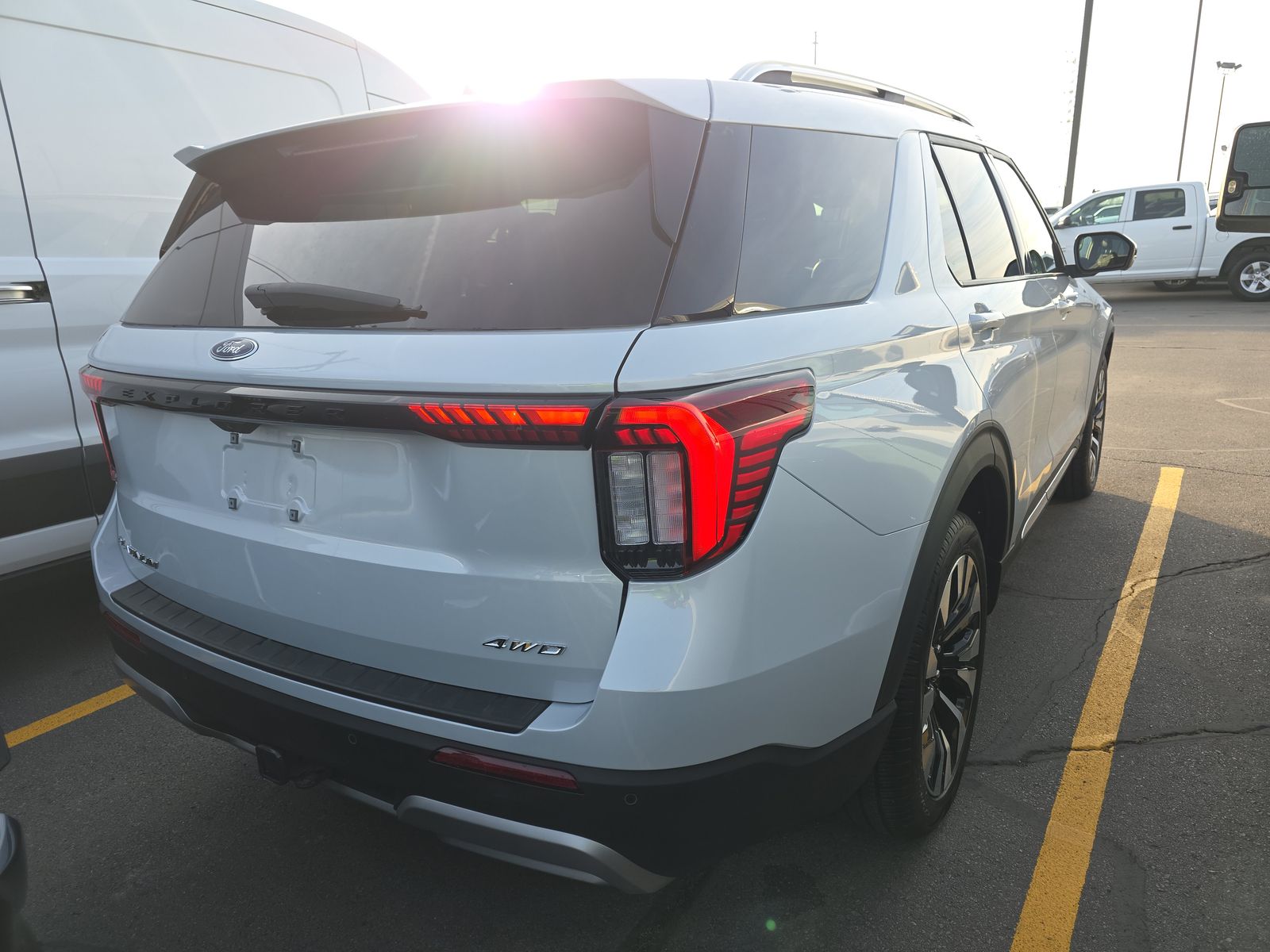 2025 Ford Explorer Platinum AWD