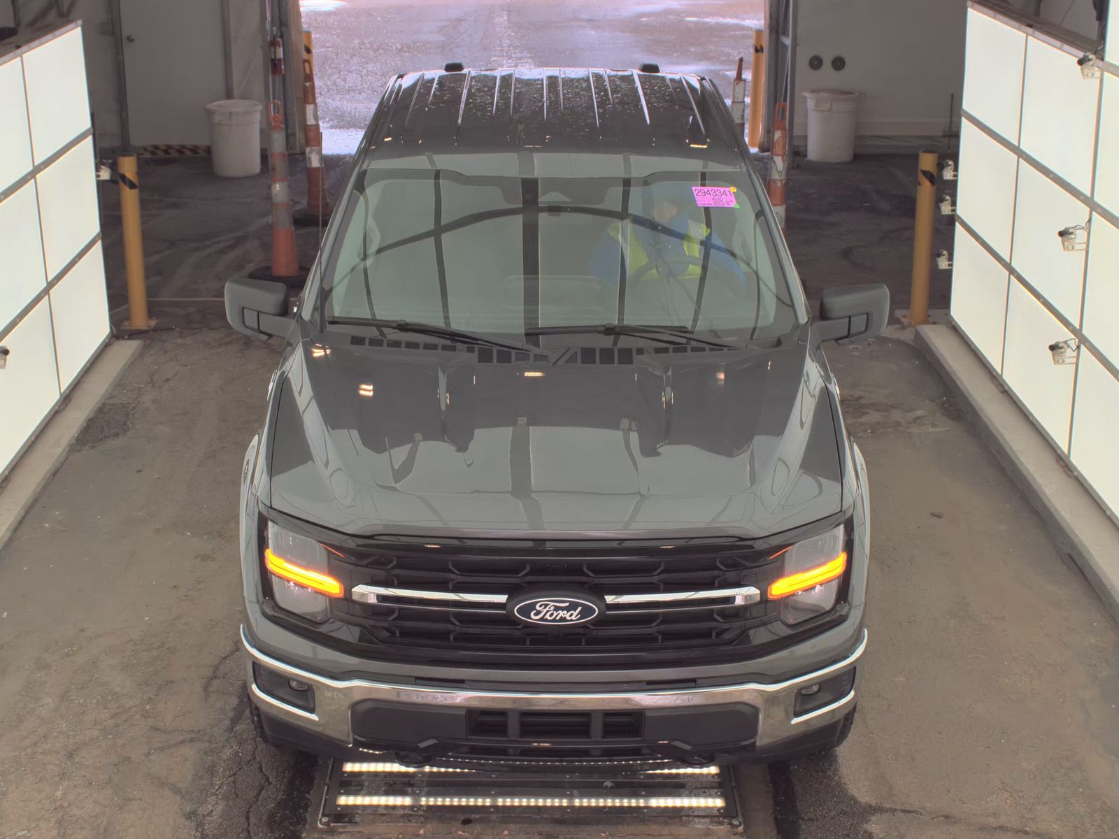 2025 Ford F-150 Hybrid XLT AWD