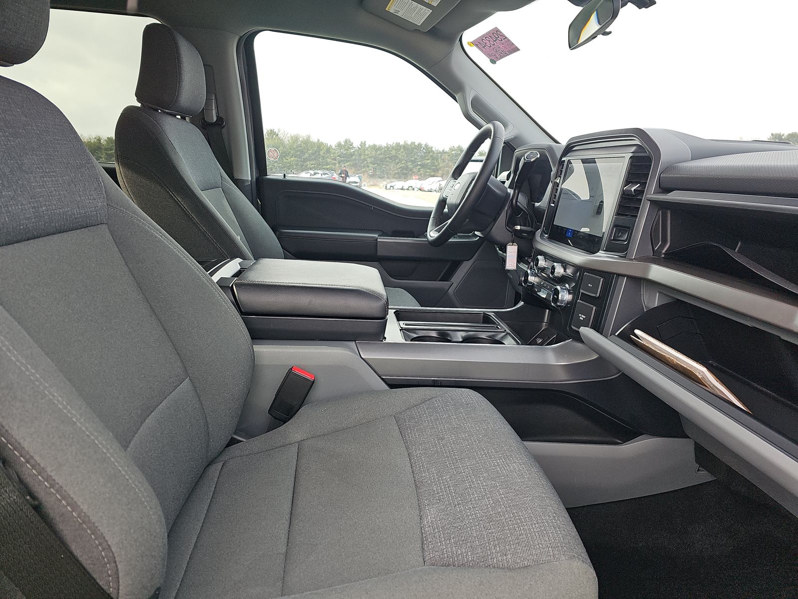 2025 Ford F-150 Hybrid XLT AWD