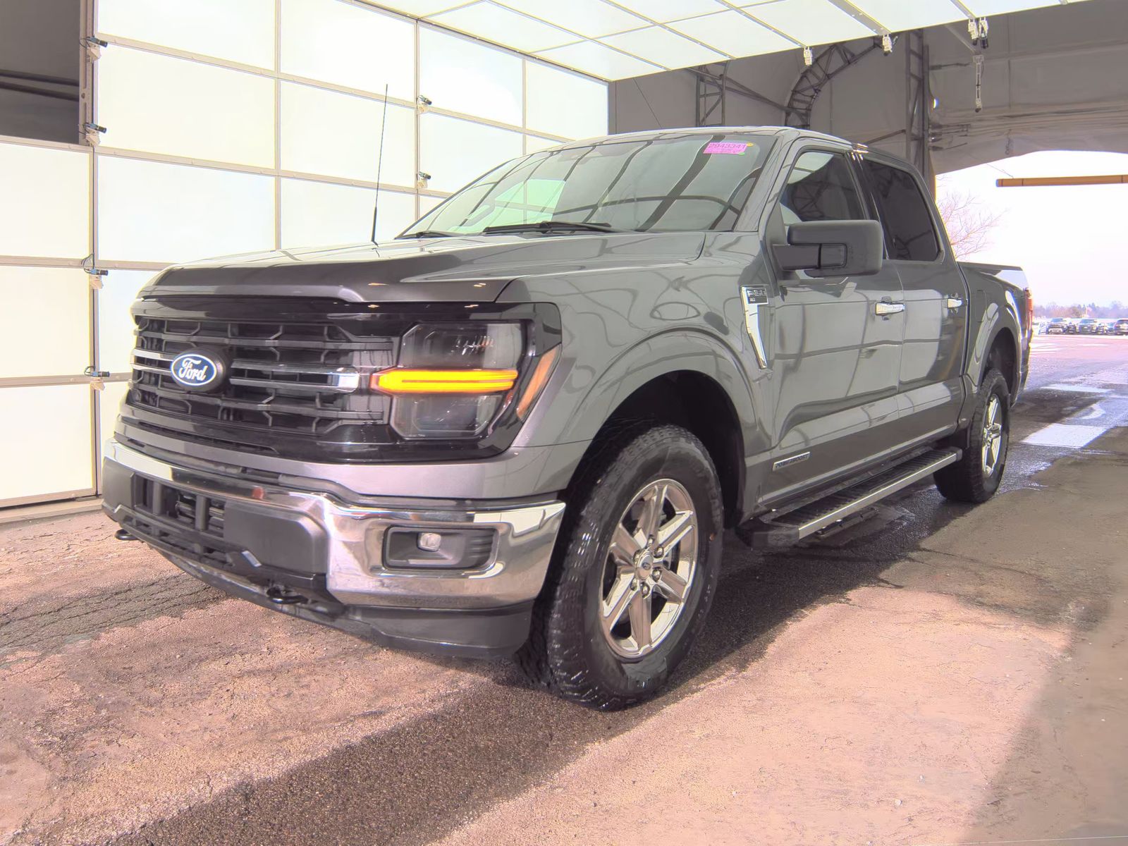 2025 Ford F-150 Hybrid XLT AWD