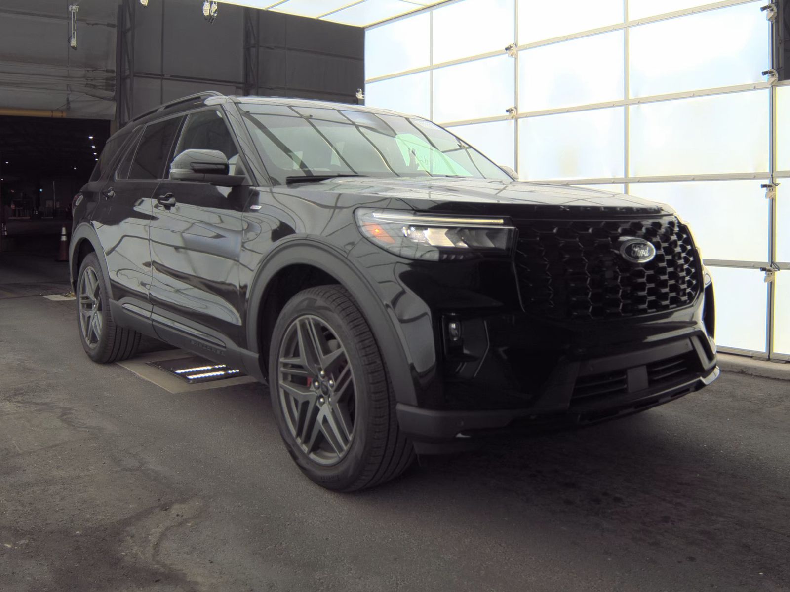 2025 Ford Explorer ST-Line AWD