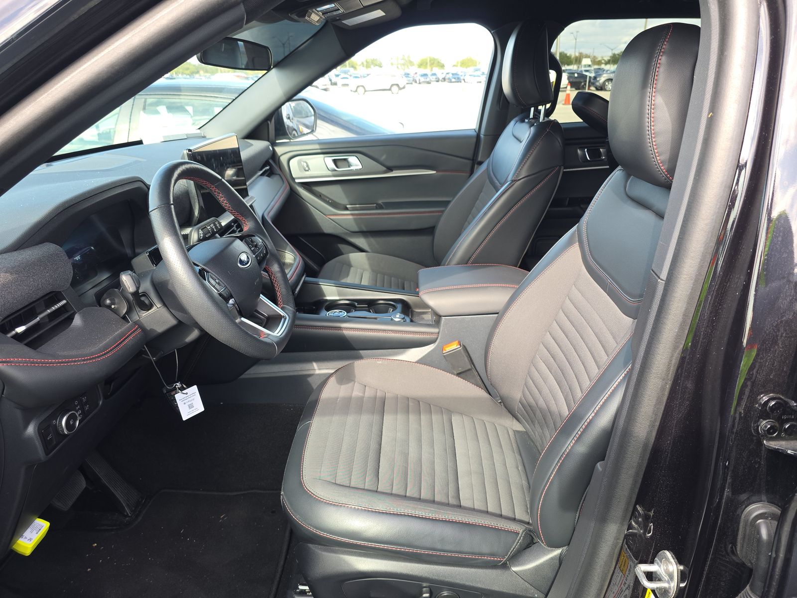 2025 Ford Explorer ST-Line AWD