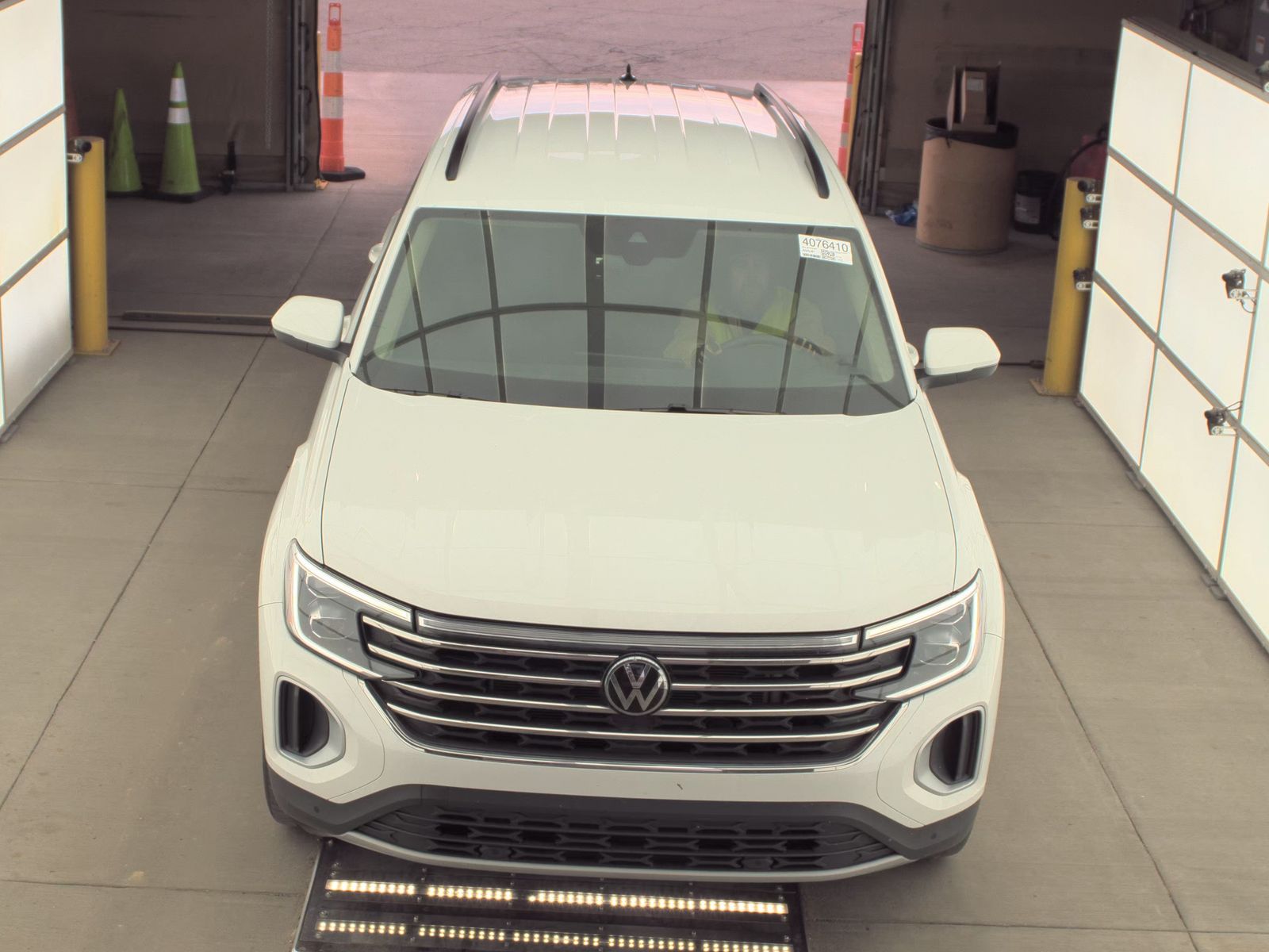 2024 Volkswagen Atlas 2.0T SE FWD