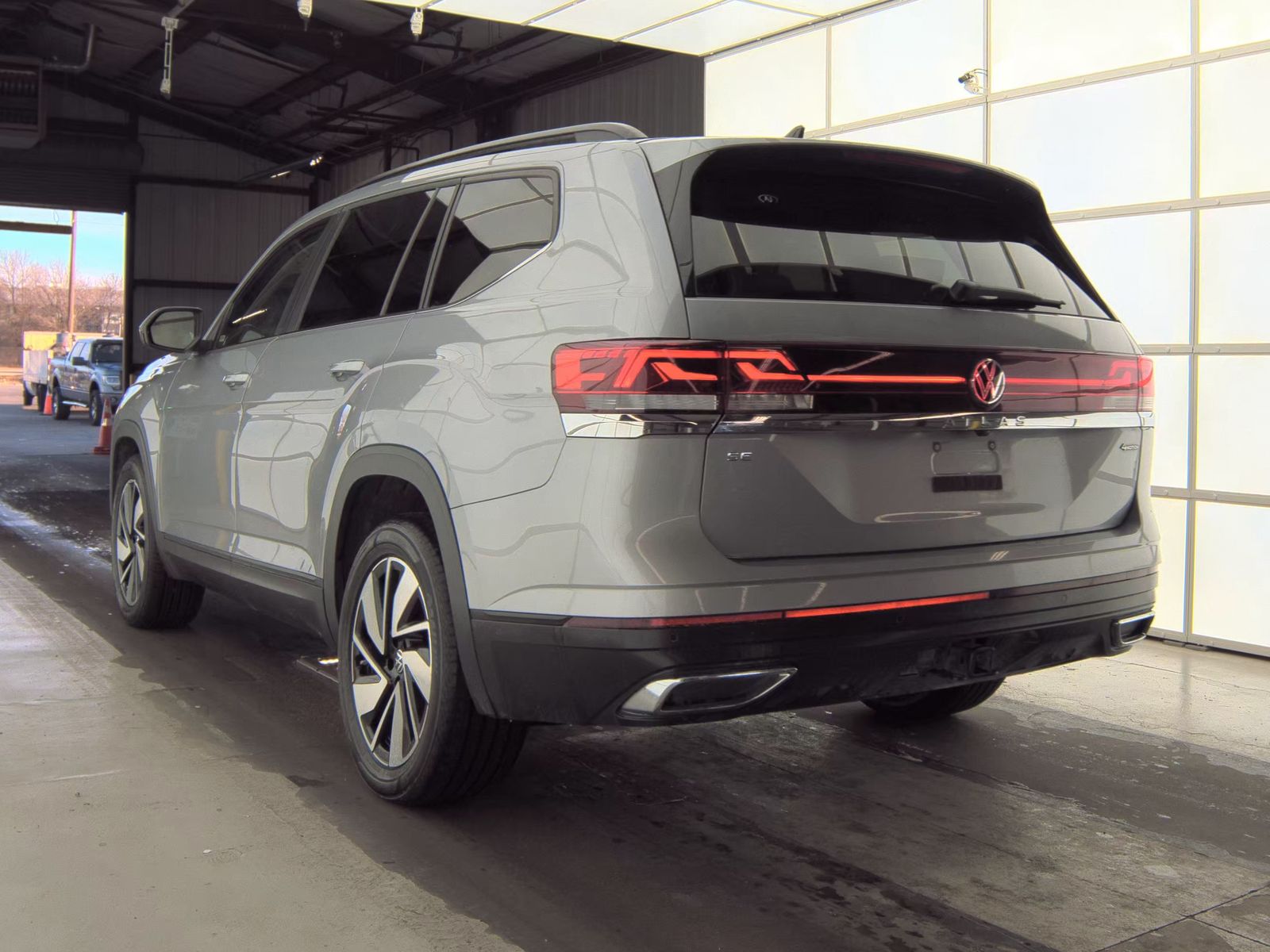 2024 Volkswagen Atlas 2.0T SE AWD
