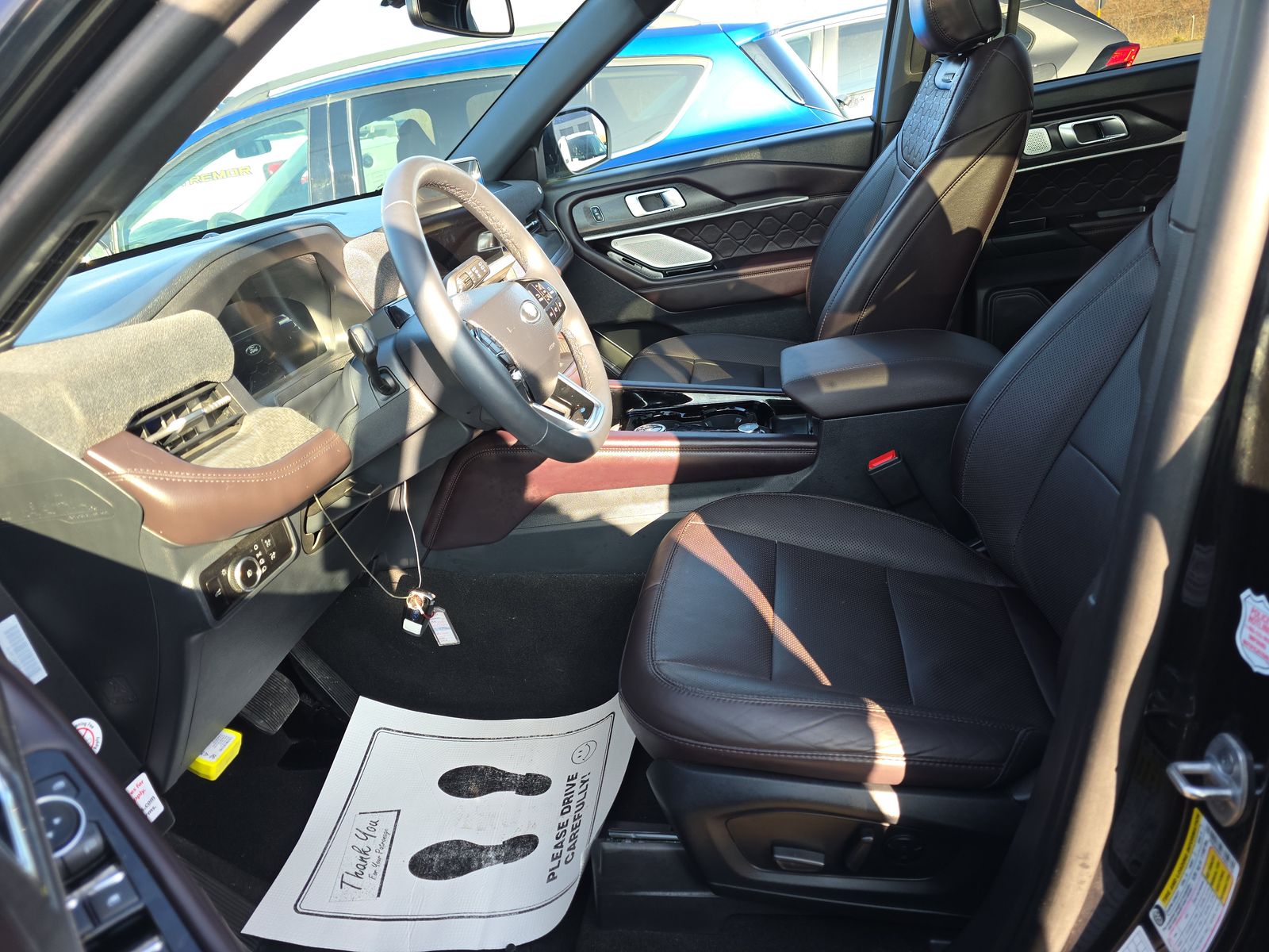 2025 Ford Explorer Platinum AWD