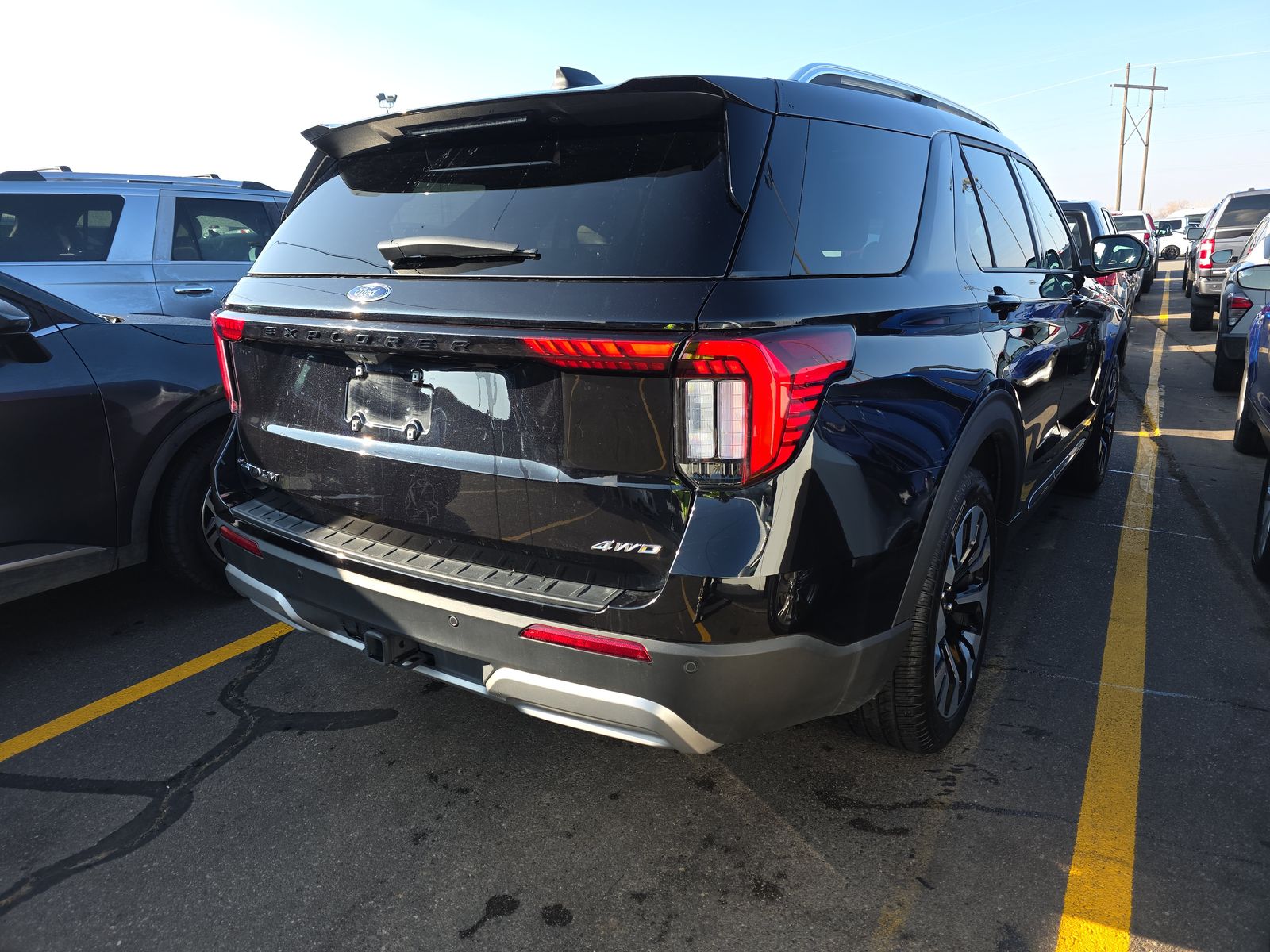 2025 Ford Explorer Platinum AWD