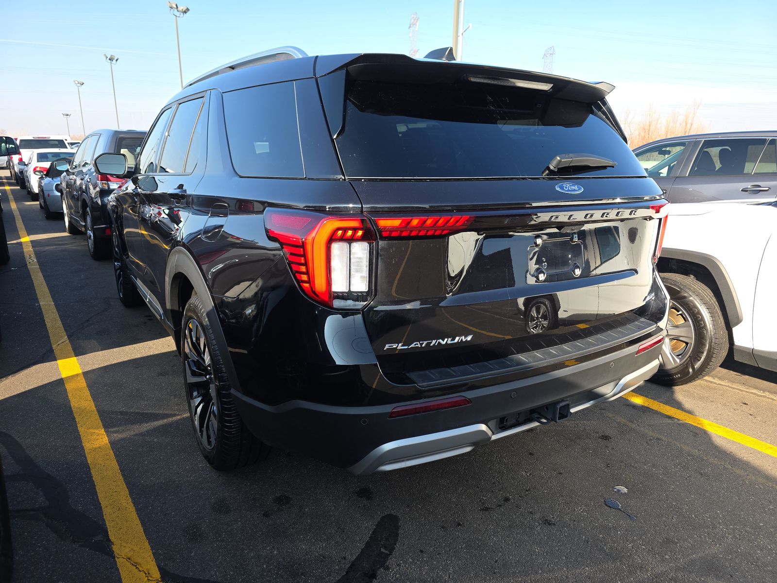 2025 Ford Explorer Platinum AWD