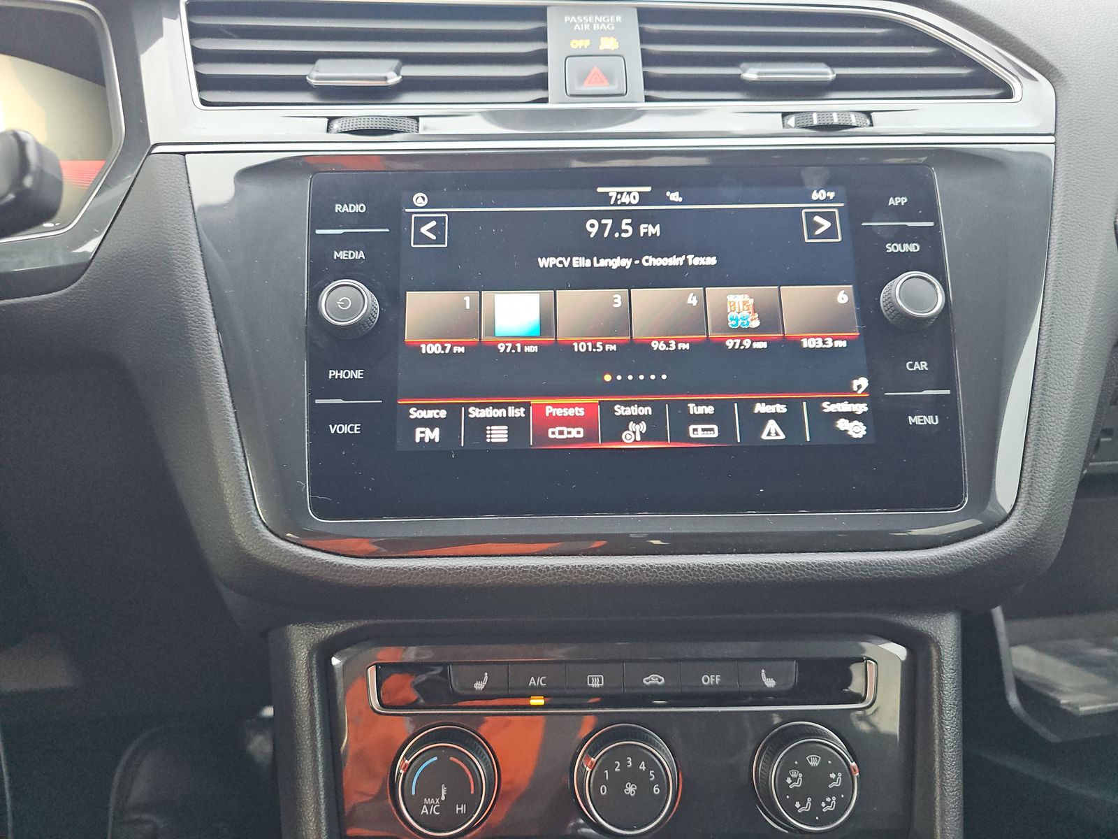 2024 Volkswagen Tiguan 2.0T SE FWD