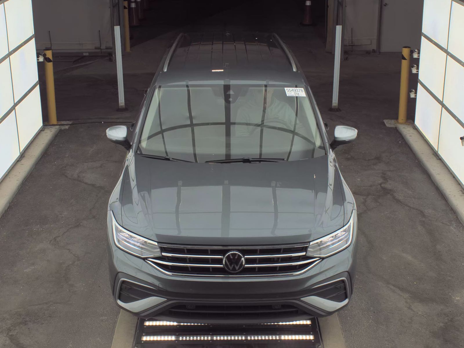 2024 Volkswagen Tiguan 2.0T SE FWD