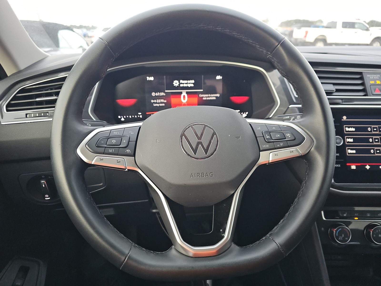 2024 Volkswagen Tiguan 2.0T SE FWD