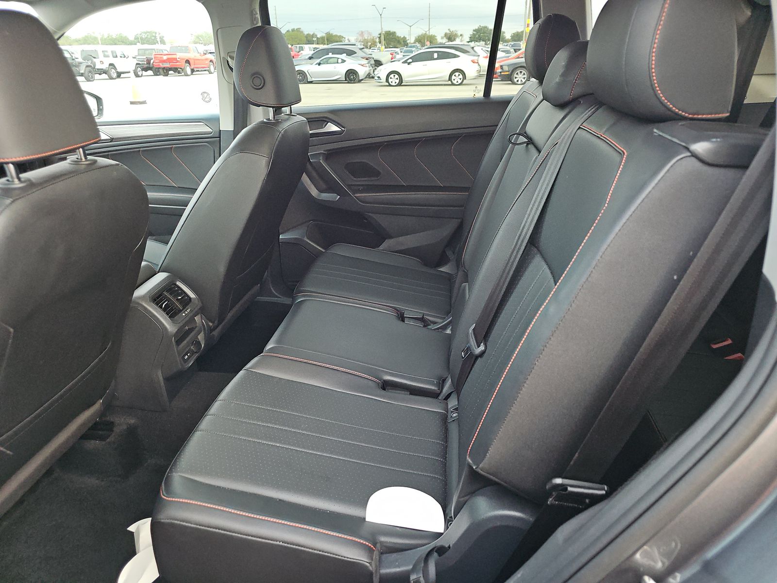 2024 Volkswagen Tiguan 2.0T SE FWD