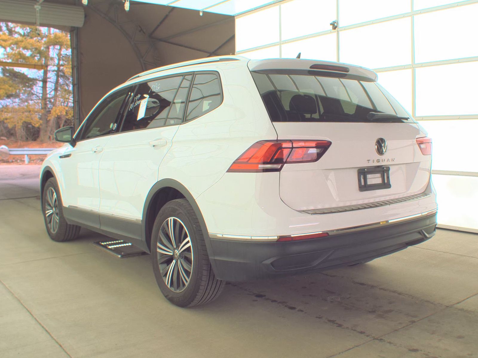 2024 Volkswagen Tiguan 2.0T Wolfsburg Edition FWD