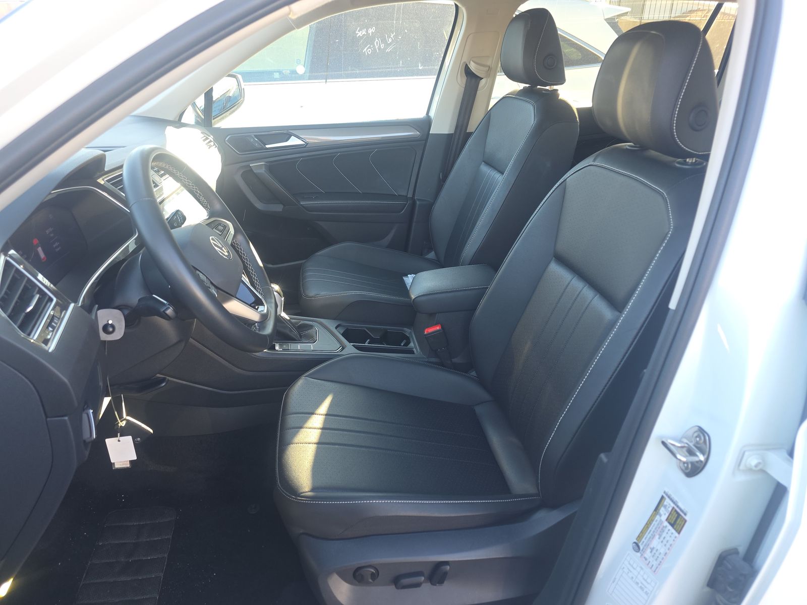 2024 Volkswagen Tiguan 2.0T SE FWD