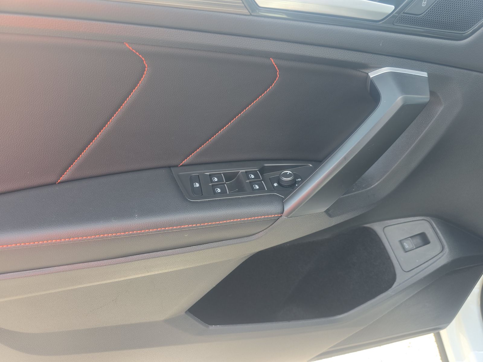 2024 Volkswagen Tiguan 2.0T Wolfsburg Edition FWD