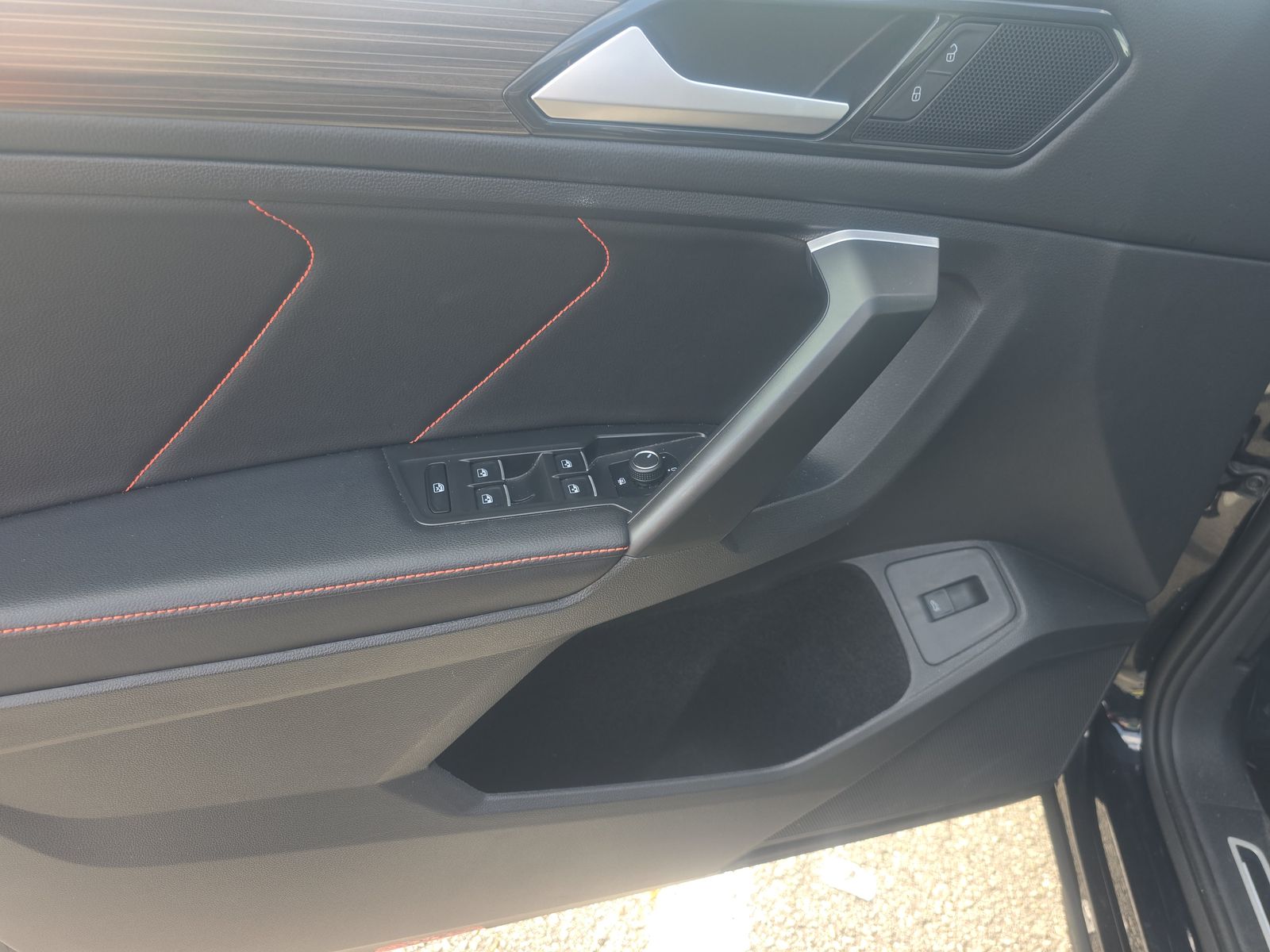 2024 Volkswagen Tiguan 2.0T Wolfsburg Edition FWD