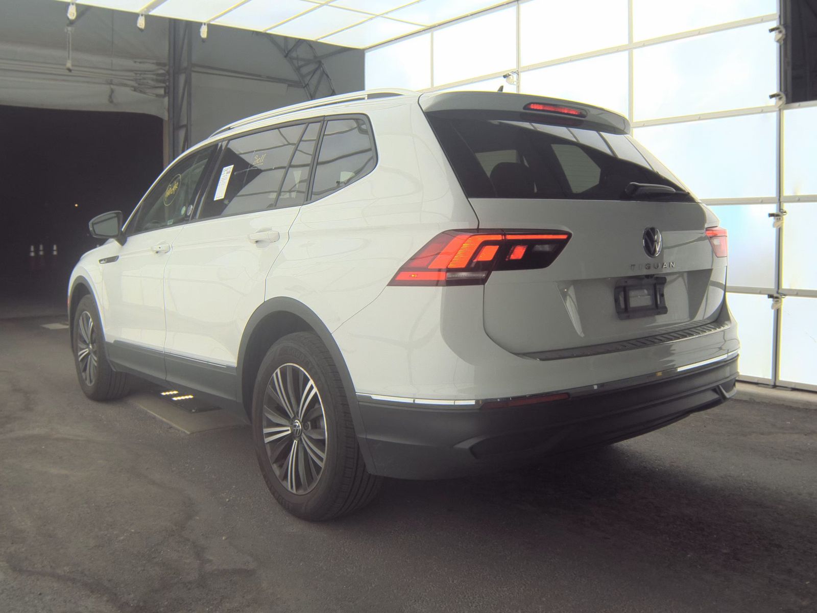 2024 Volkswagen Tiguan 2.0T Wolfsburg Edition FWD