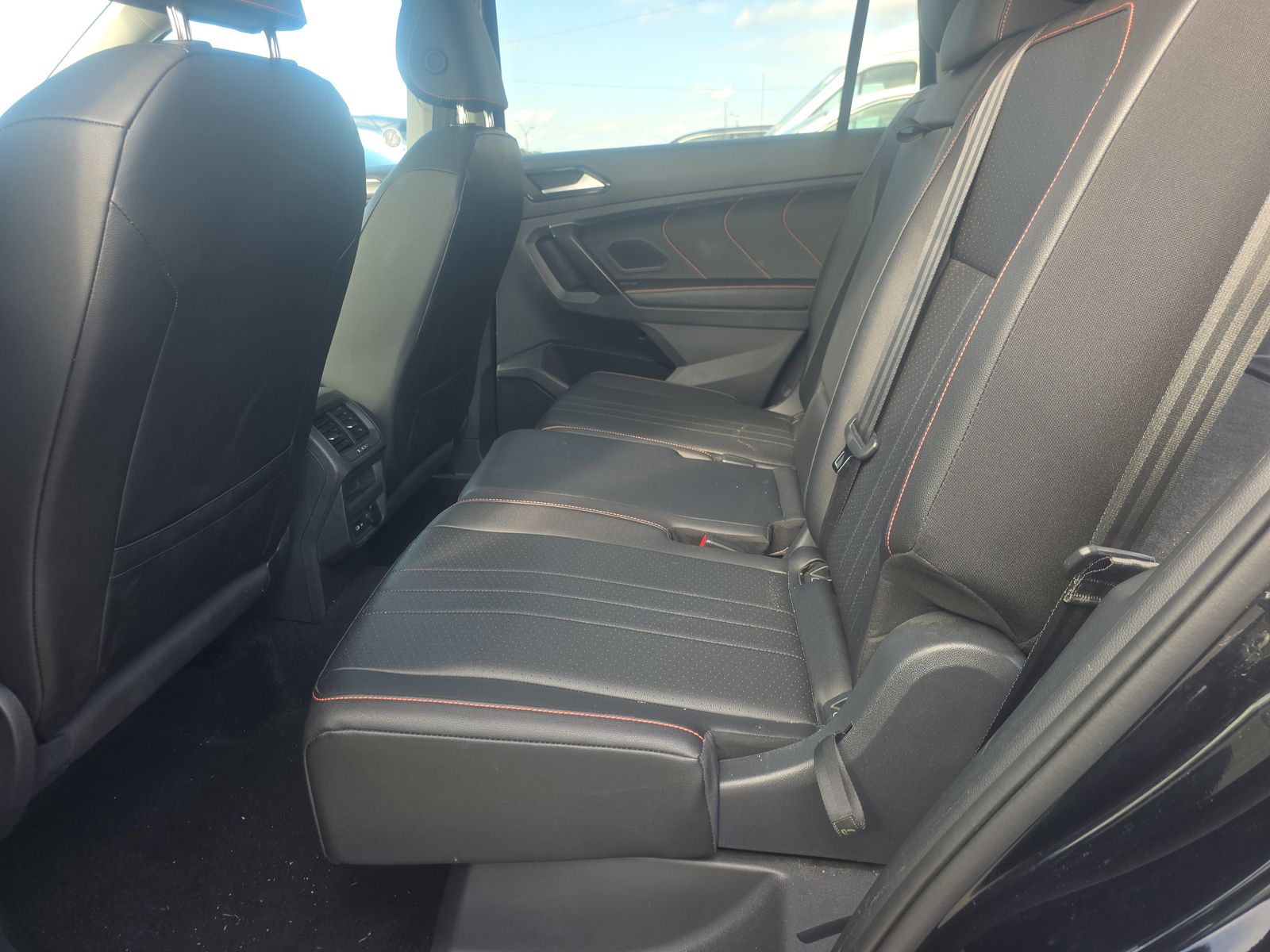 2024 Volkswagen Tiguan 2.0T Wolfsburg Edition FWD