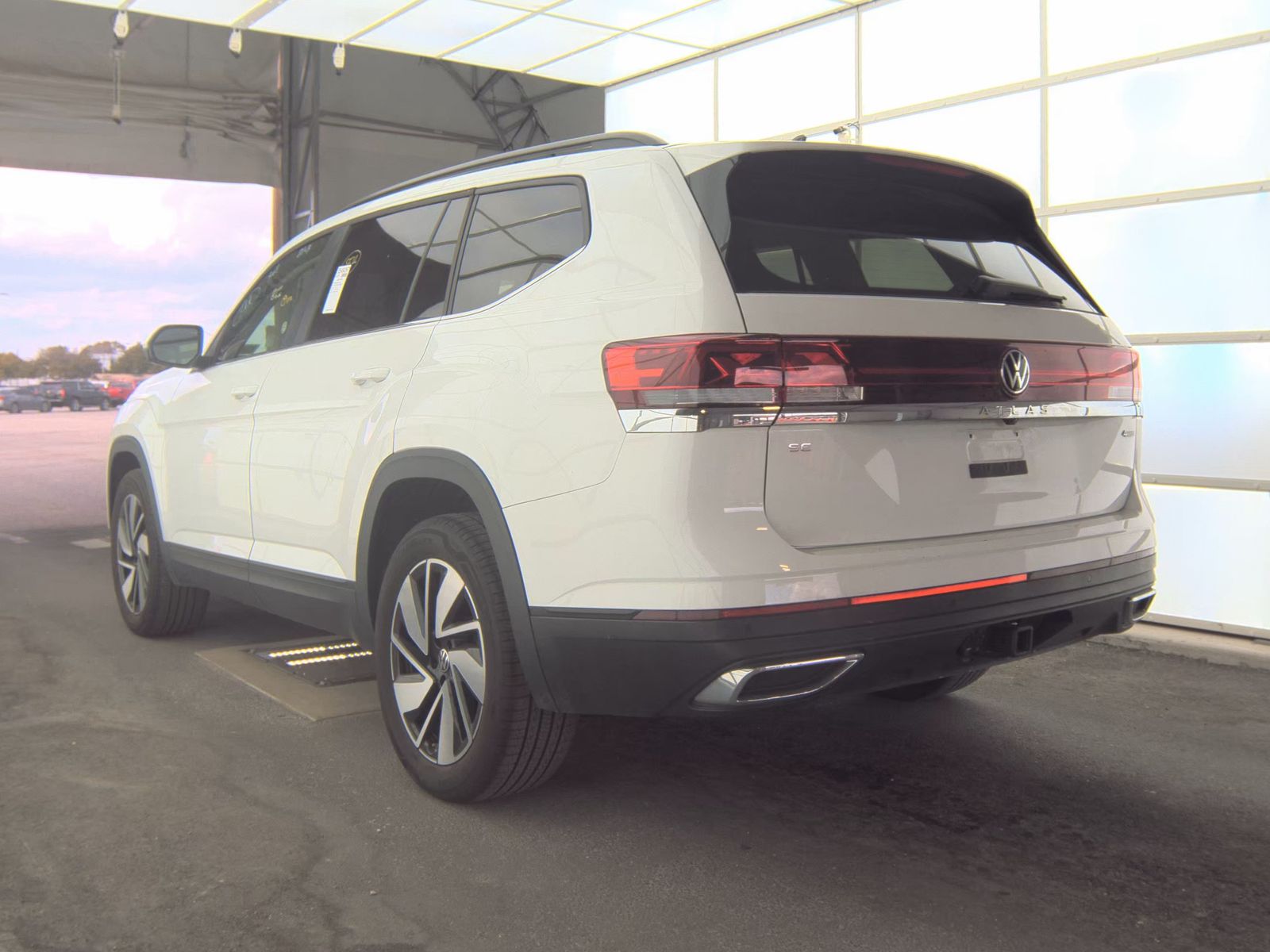 2025 Volkswagen Atlas 2.0T SE AWD