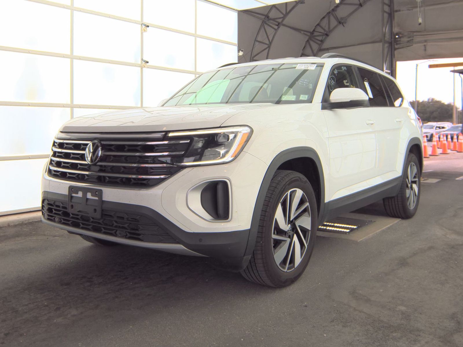 2025 Volkswagen Atlas 2.0T SE AWD