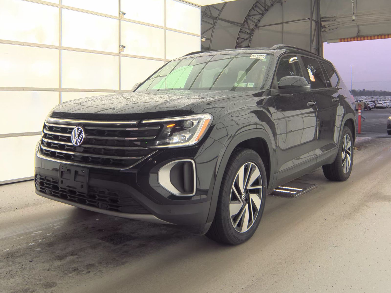 2025 Volkswagen Atlas 2.0T SE AWD