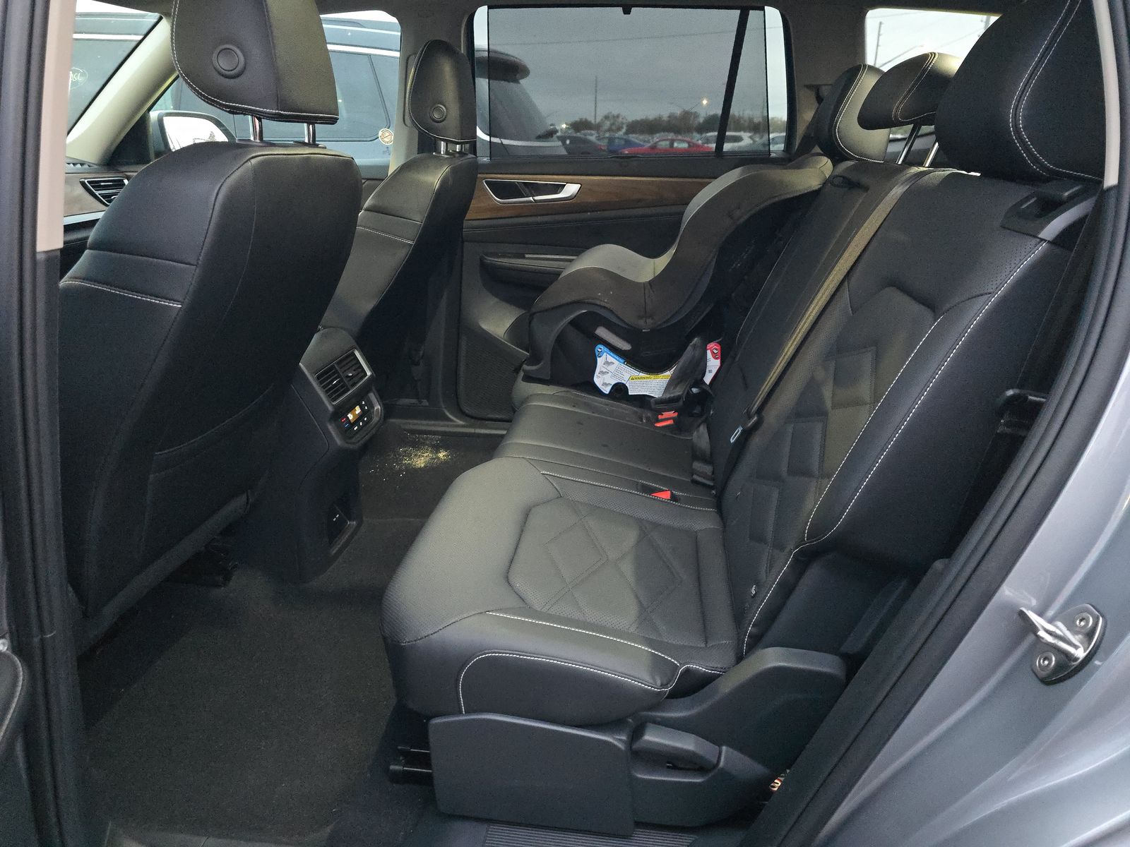 2025 Volkswagen Atlas 2.0T SE AWD