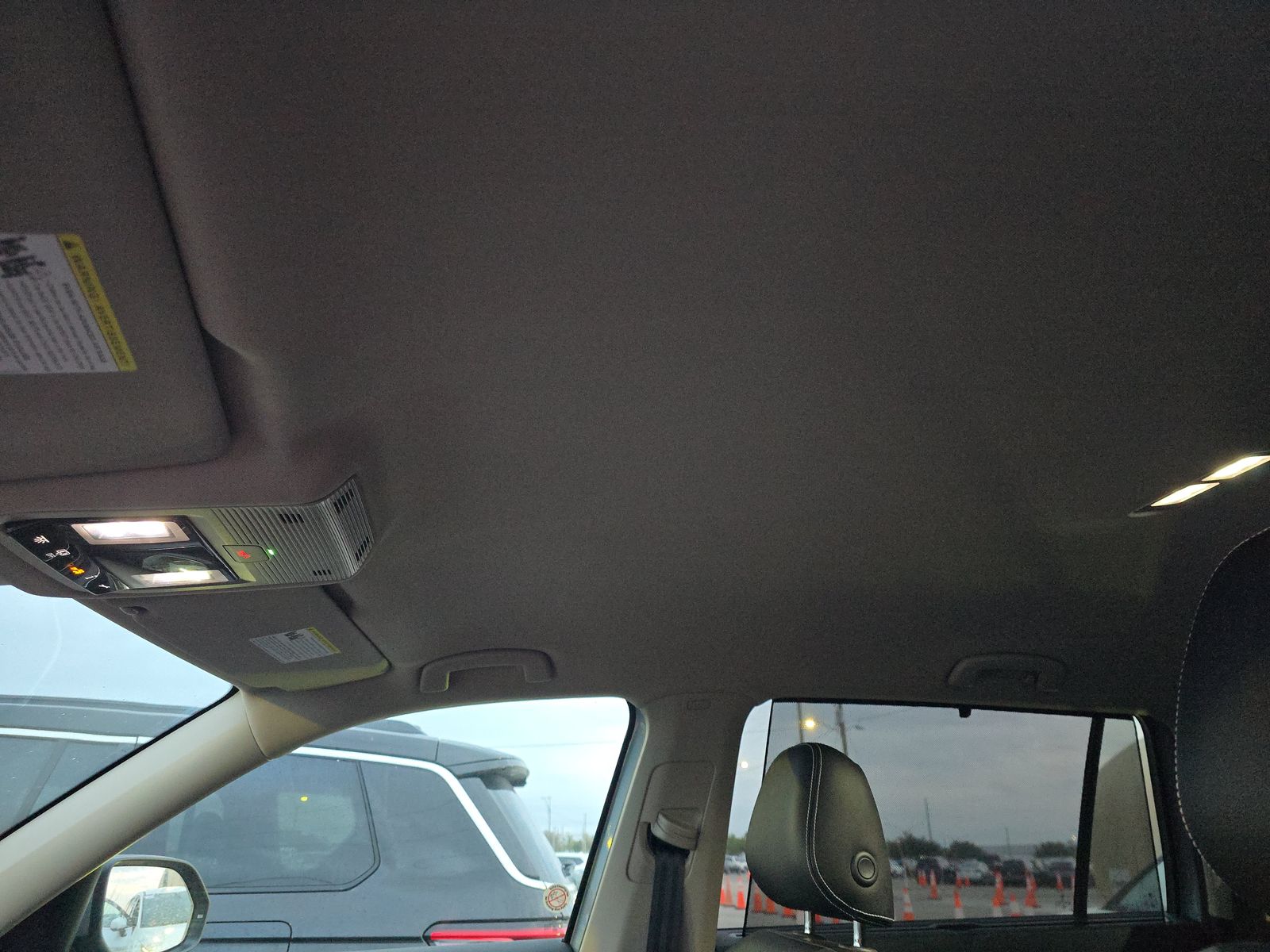 2025 Volkswagen Atlas 2.0T SE AWD