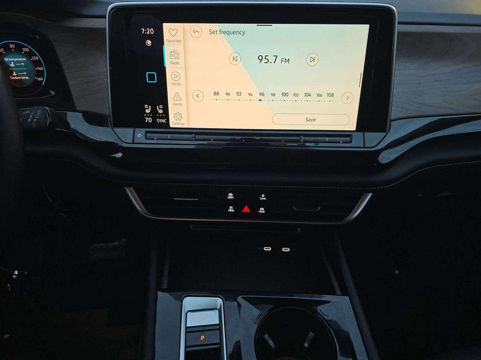 2025 Volkswagen Atlas 2.0T SE AWD