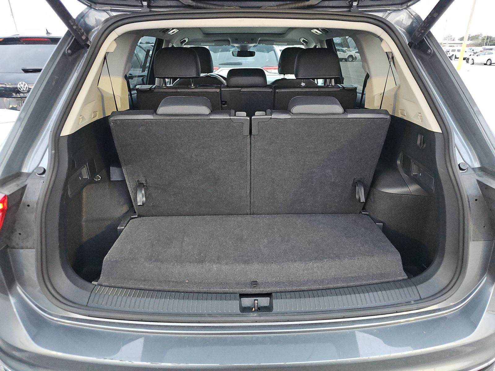 2024 Volkswagen Tiguan 2.0T SE FWD