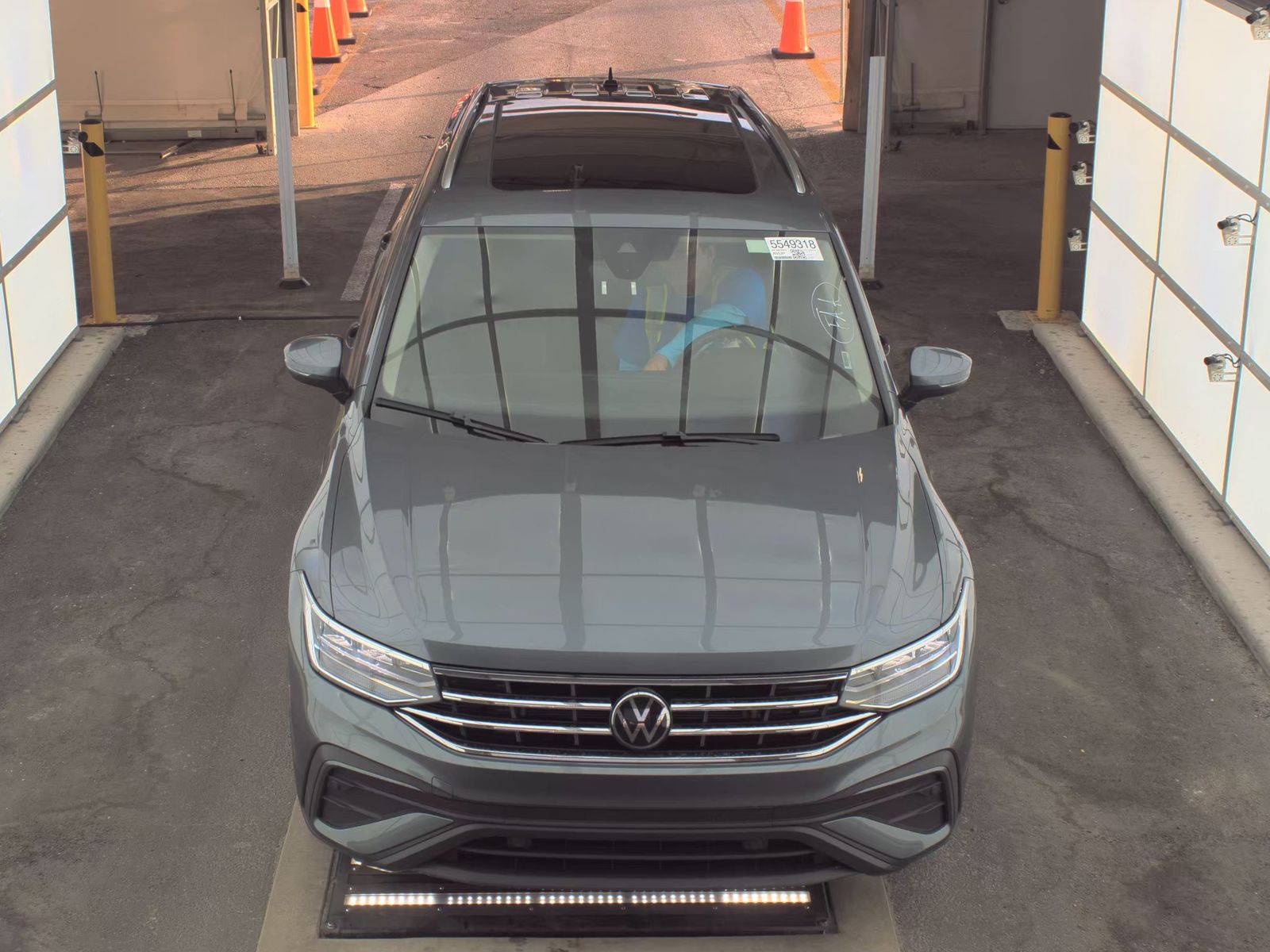 2024 Volkswagen Tiguan 2.0T SE FWD