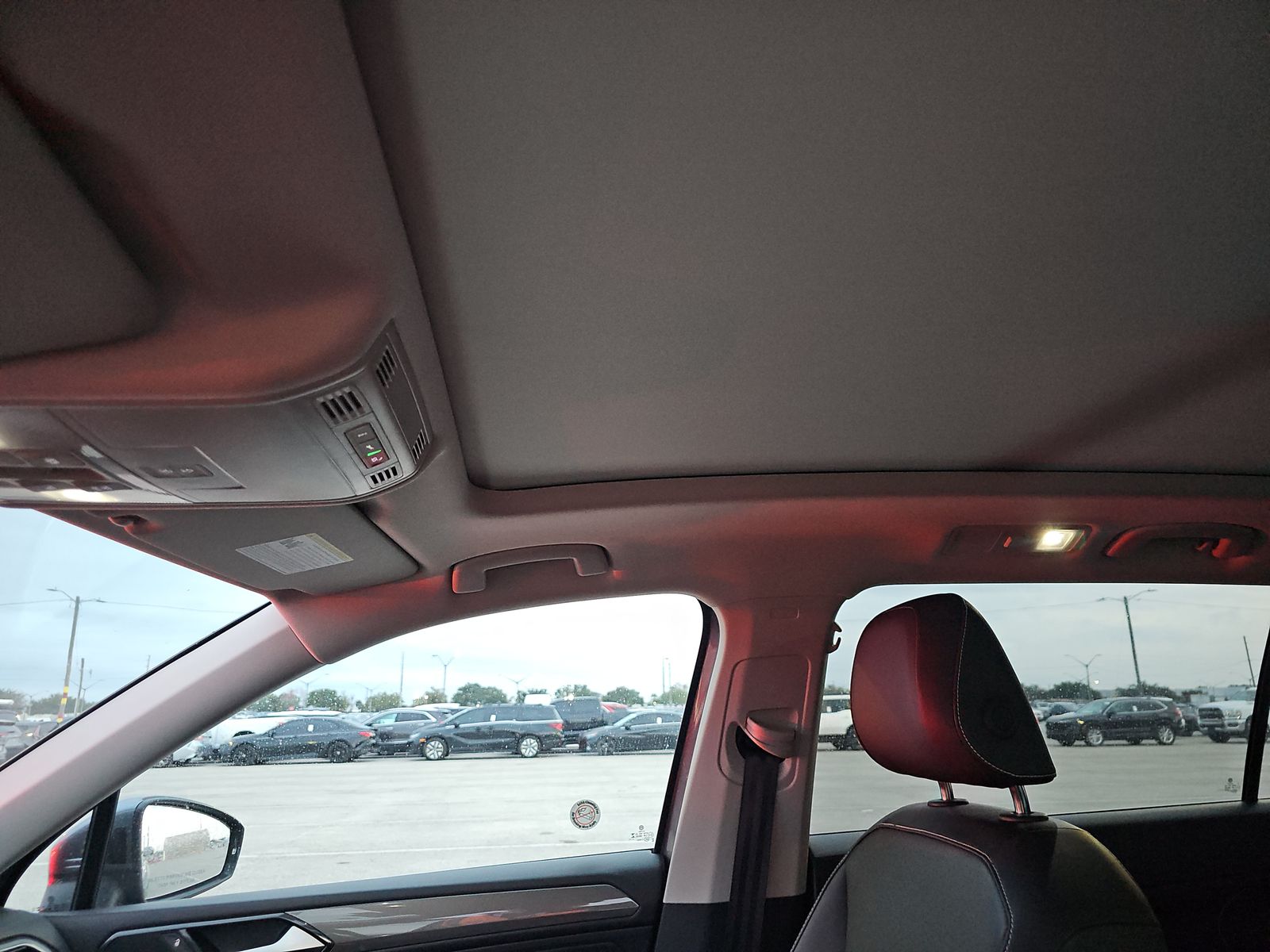 2024 Volkswagen Tiguan 2.0T SE FWD