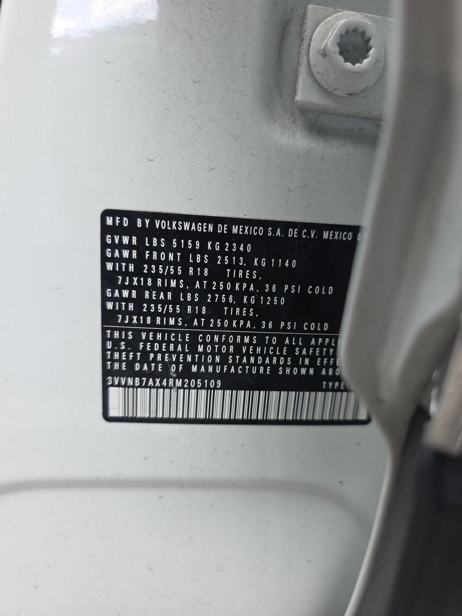 2024 Volkswagen Tiguan 2.0T SE FWD