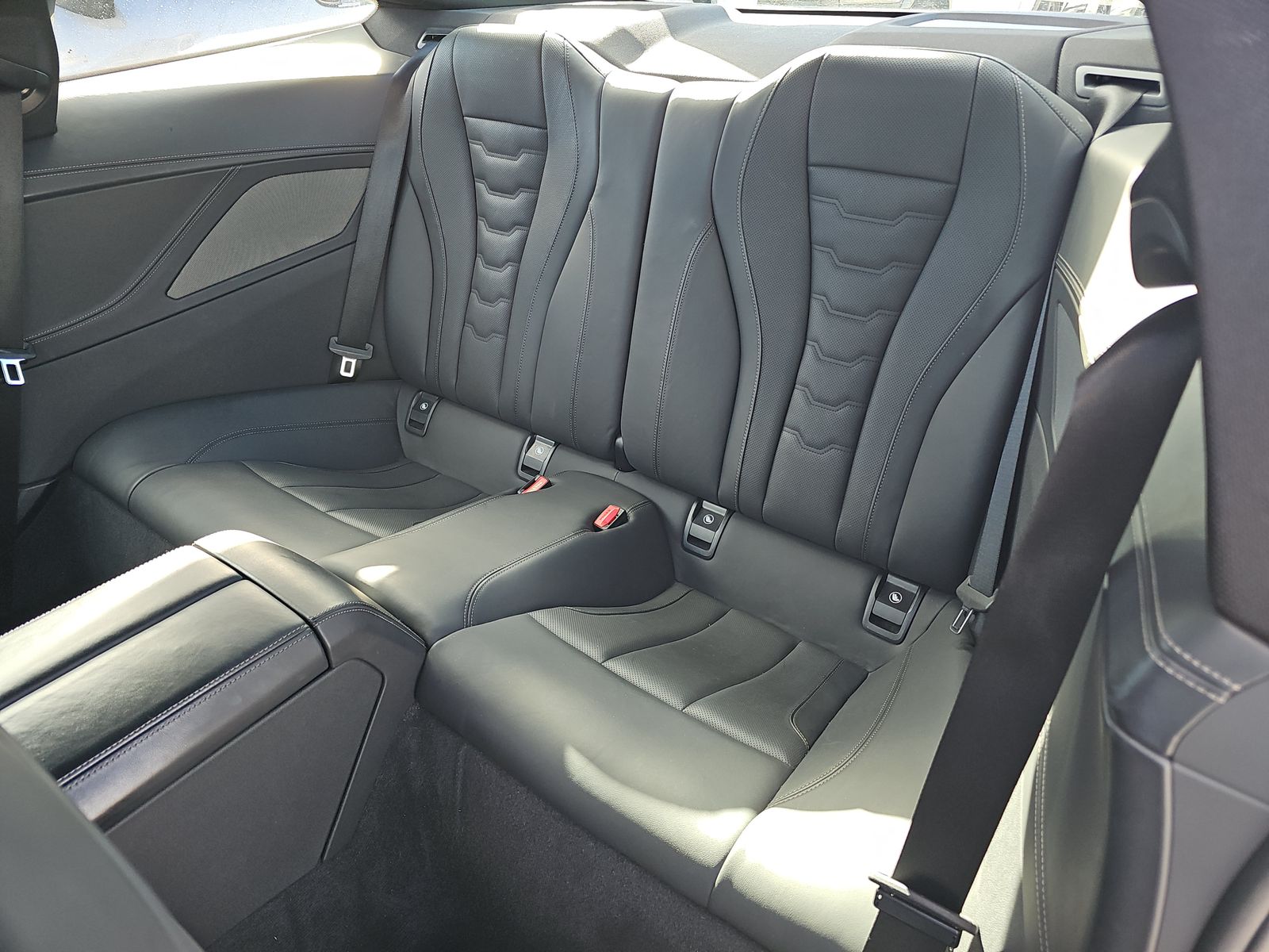 2025 BMW 8 Series 840i xDrive AWD