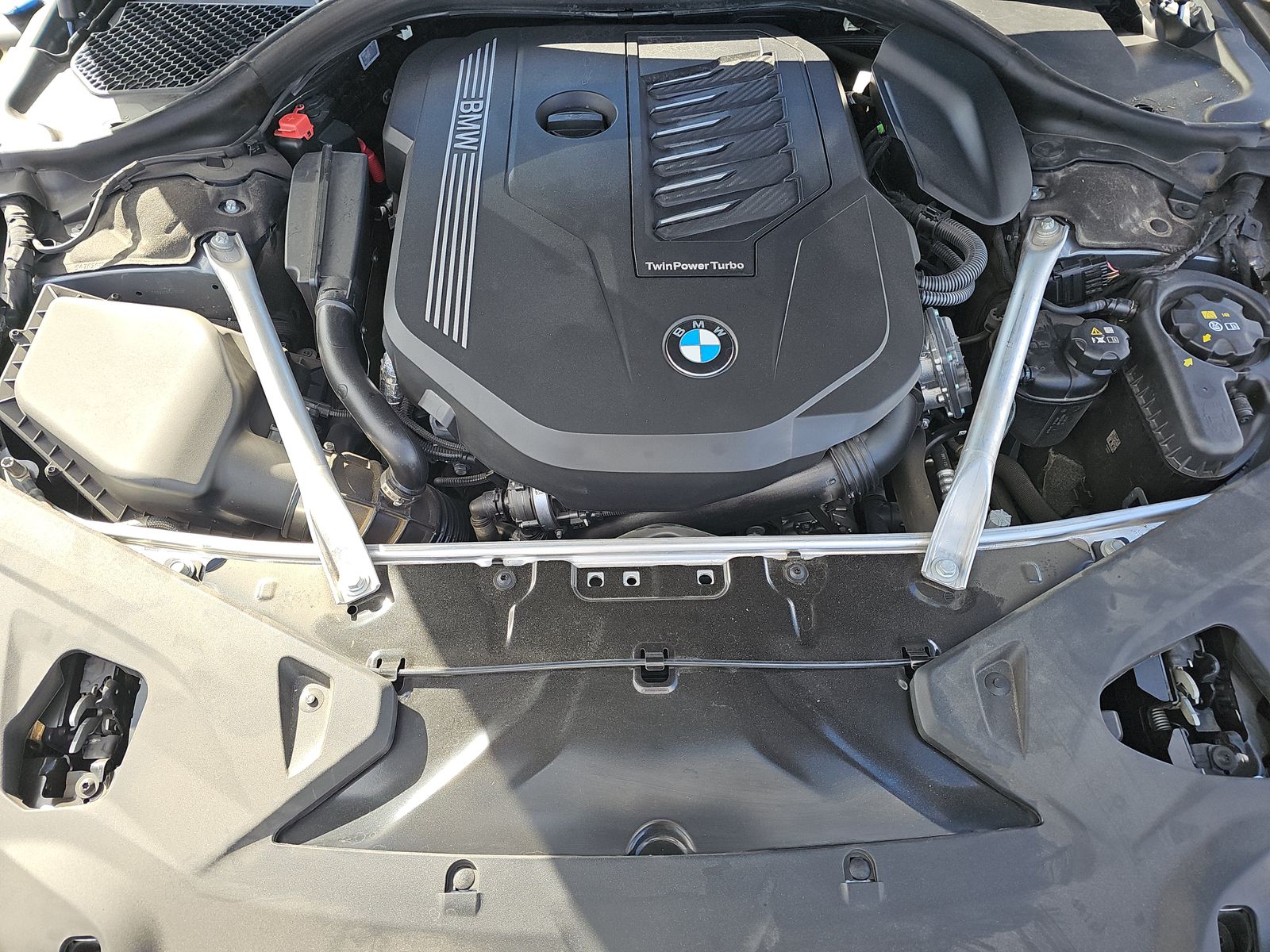 2025 BMW 8 Series 840i xDrive AWD