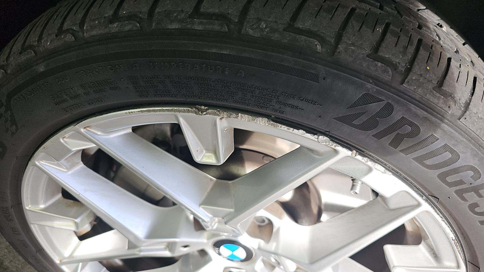 2025 BMW 3 Series 330i xDrive AWD