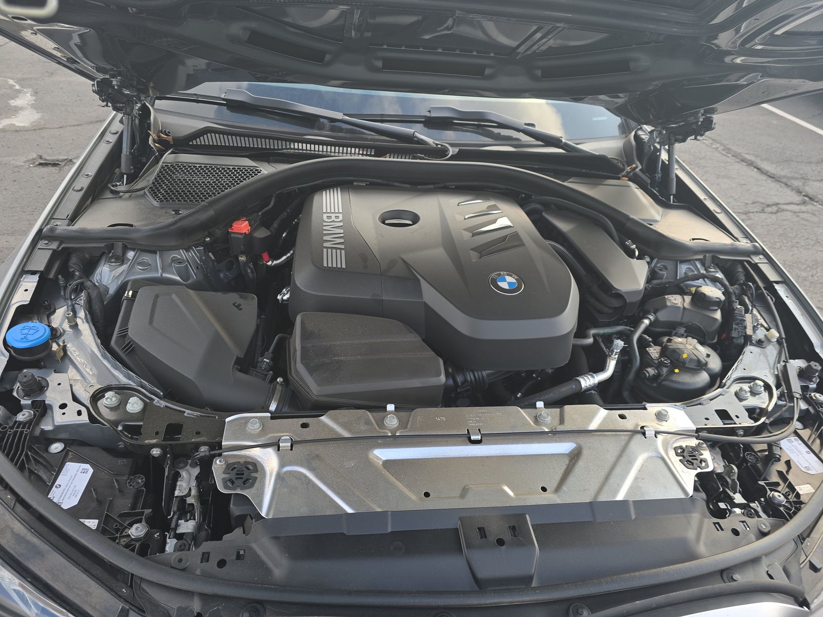 2025 BMW 3 Series 330i xDrive AWD