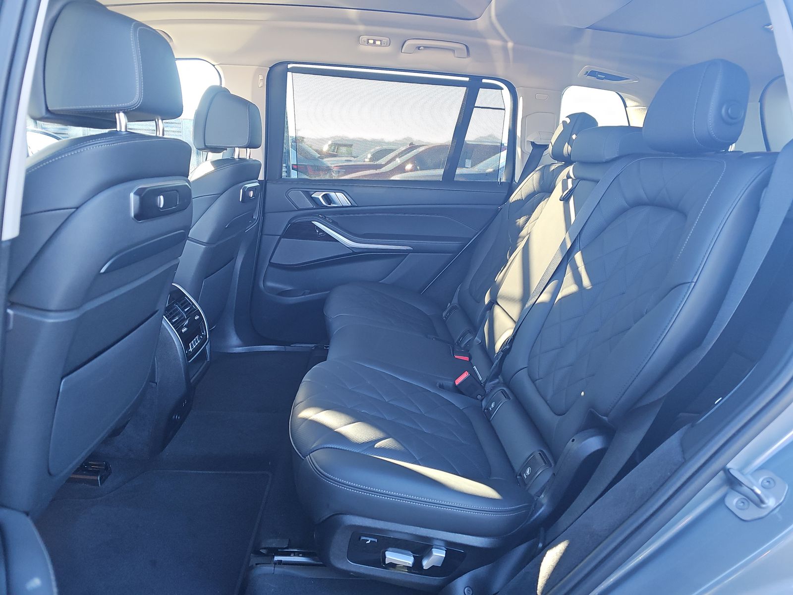 2025 BMW X7 xDrive40i AWD