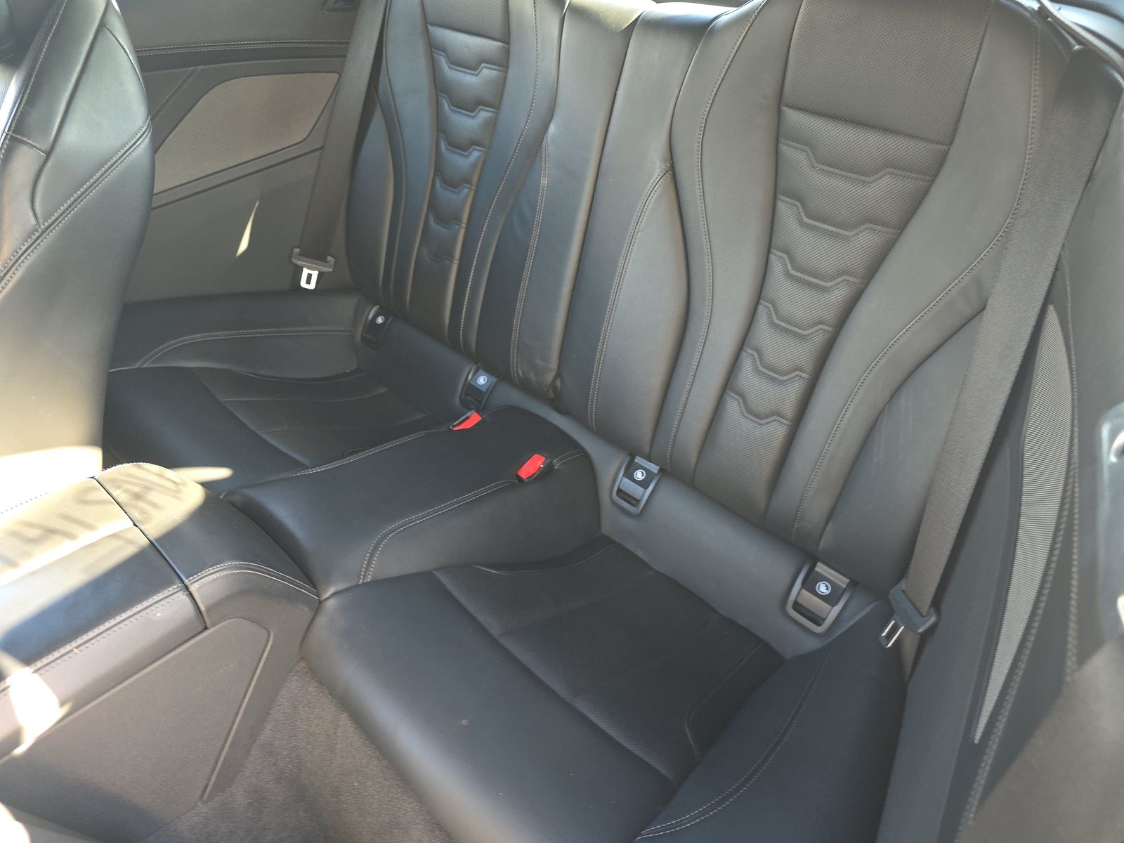 2025 BMW 8 Series 840i RWD