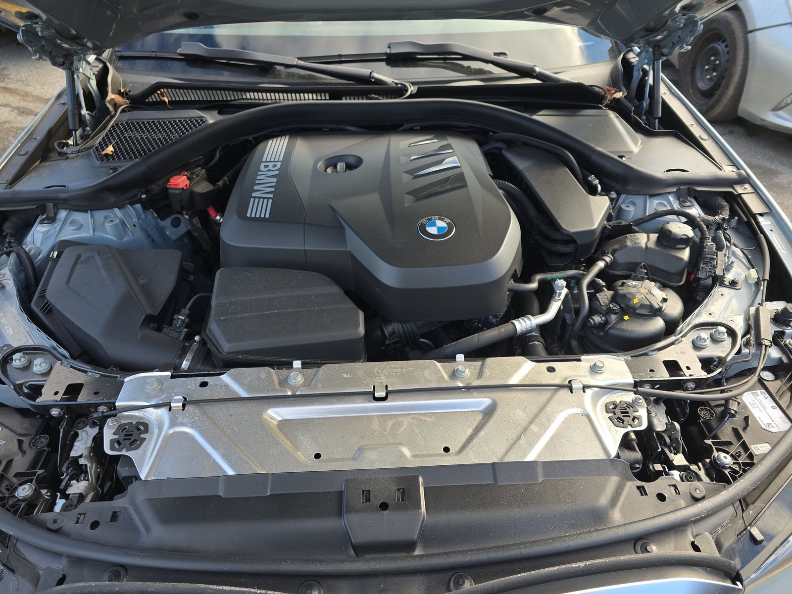 2025 BMW 3 Series 330i xDrive AWD