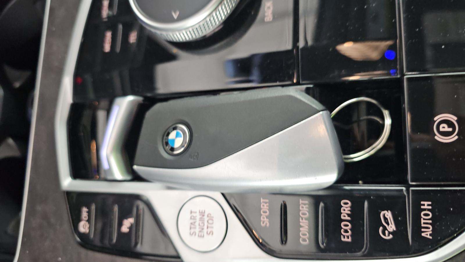 2025 BMW X5 xDrive40i AWD