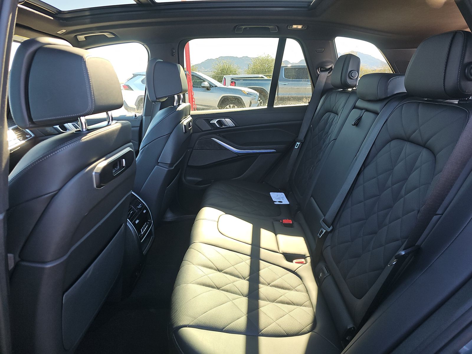 2025 BMW X5 xDrive40i AWD