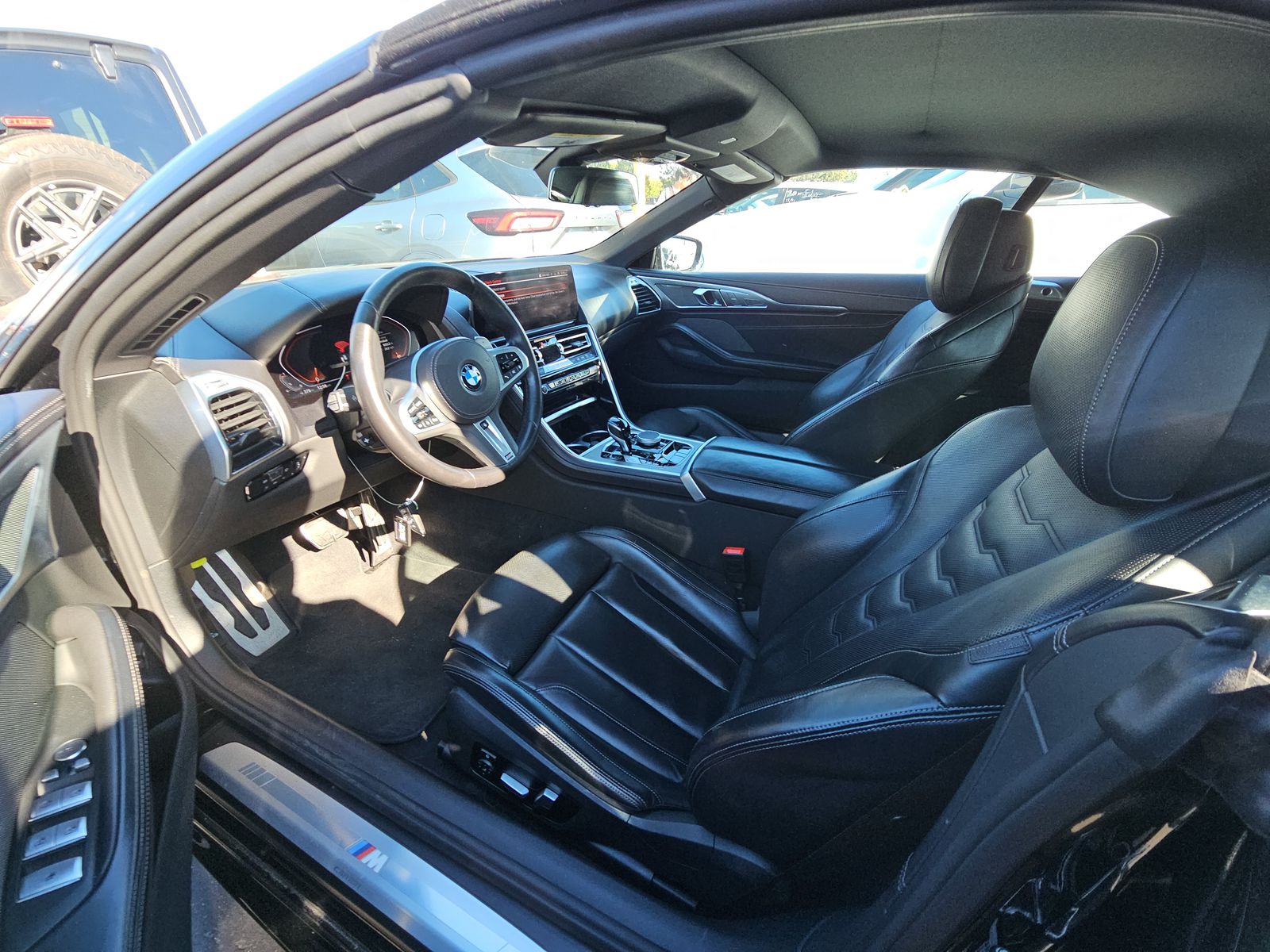 2025 BMW 8 Series 840i xDrive AWD