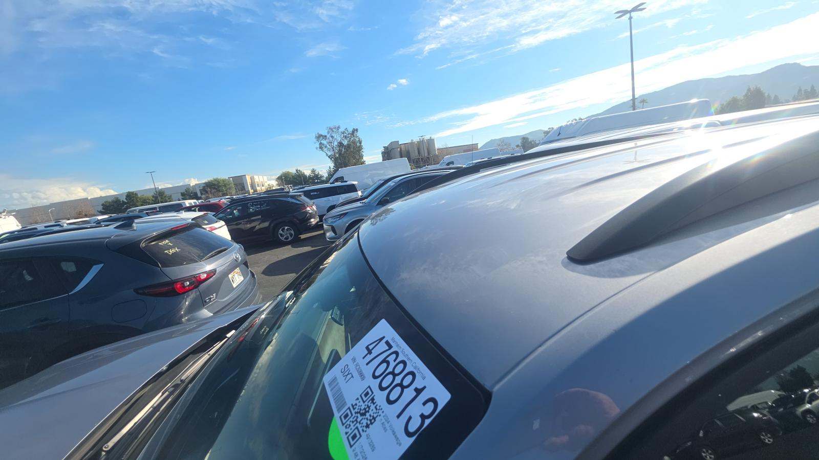 2024 Volkswagen Atlas 2.0T SE AWD