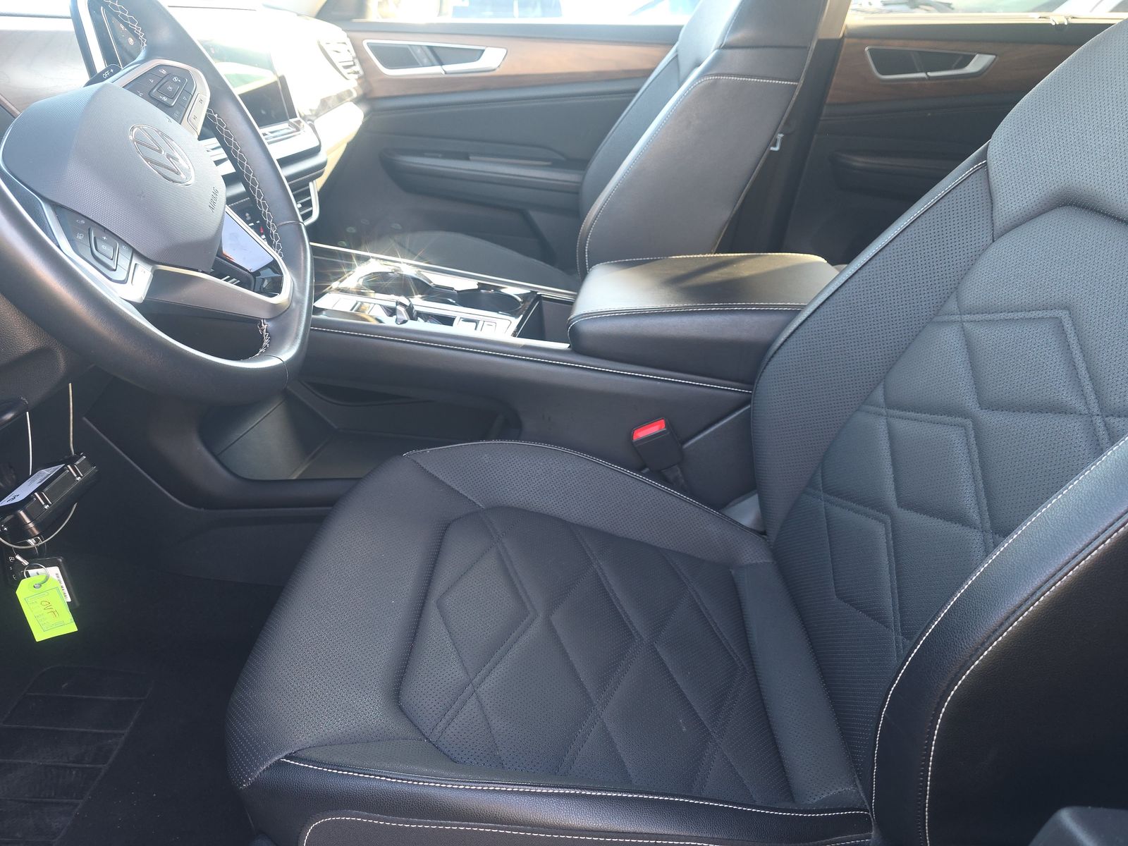 2024 Volkswagen Atlas 2.0T SE AWD