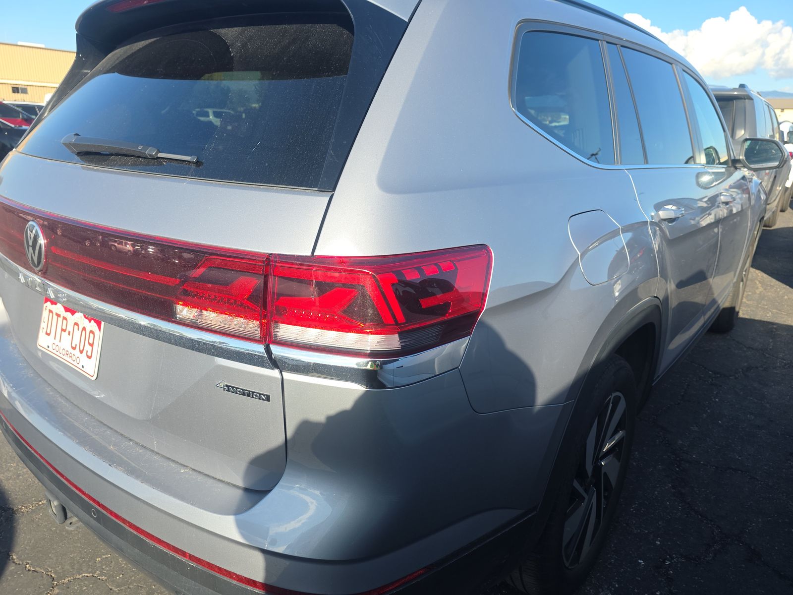 2024 Volkswagen Atlas 2.0T SE AWD