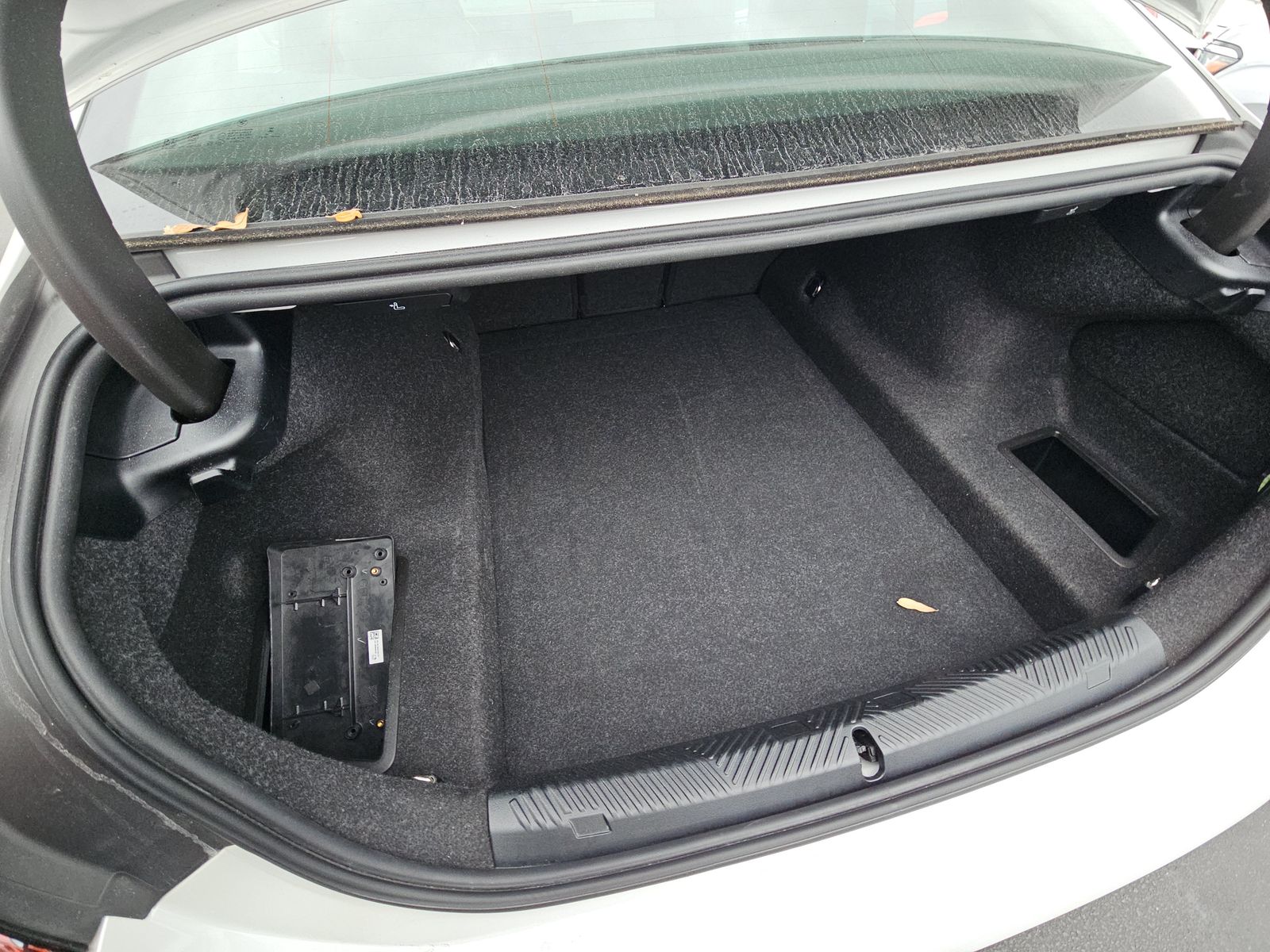 2025 BMW 5 Series 530i RWD